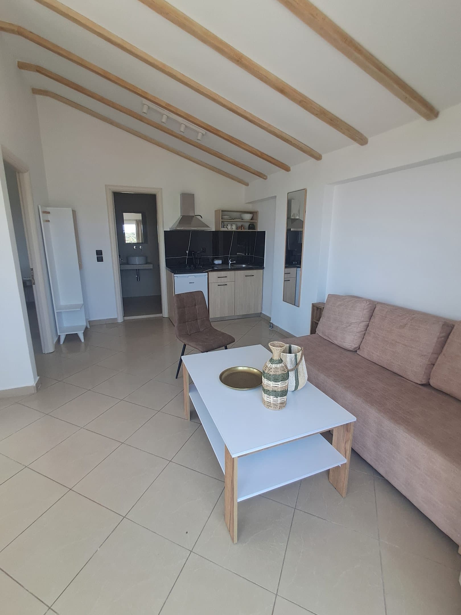 SEAVIEW APARTMENT, Potos – photo 17 of 18