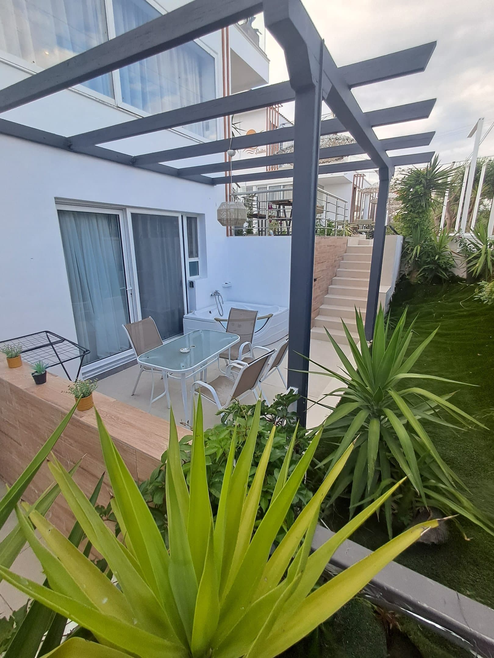 Suites with Outdoor Jacuzzi, Potos – photo 15 of 20
