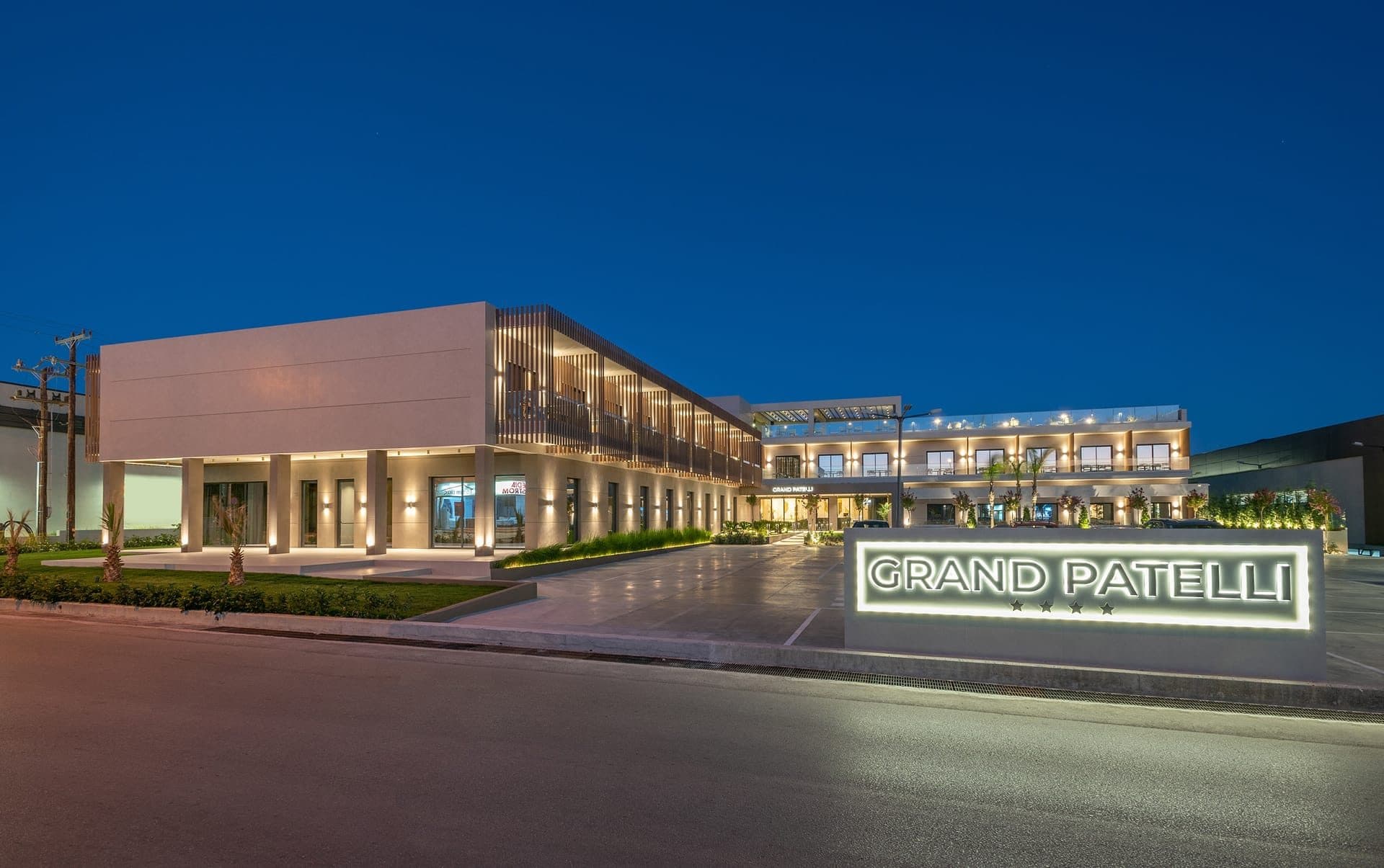 Grand Patelli, Mirina – photo 2 of 13