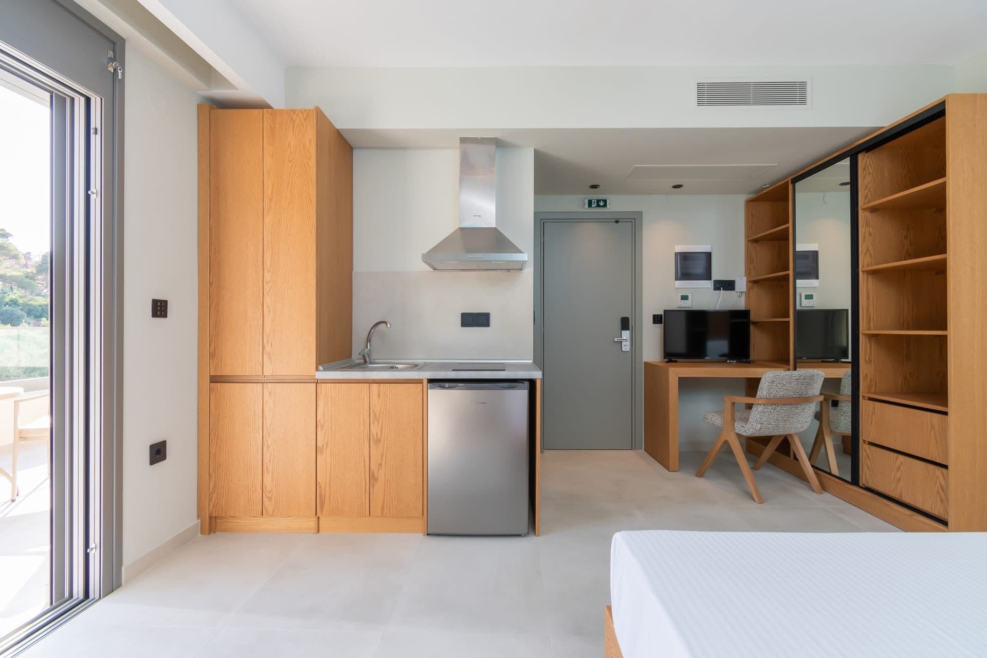 Triple Room with Balcony, Neos Marmaras – photo 8 of 18