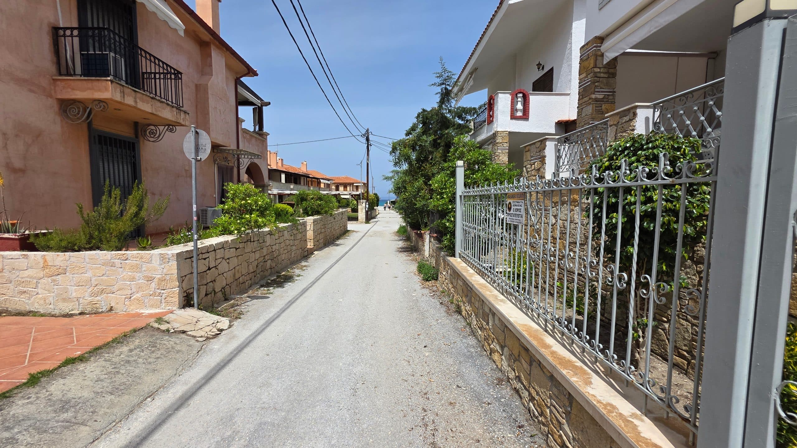 Cozy 1-Bedroom Apartment 100m from the Beach in Pefkohori, Pefkochori – photo 15 of 32