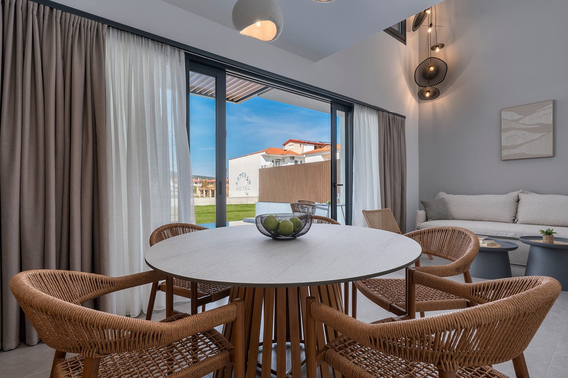 Prestige 3-Bedroom Villa with Private Pool, Sarti – photo 33 of 42