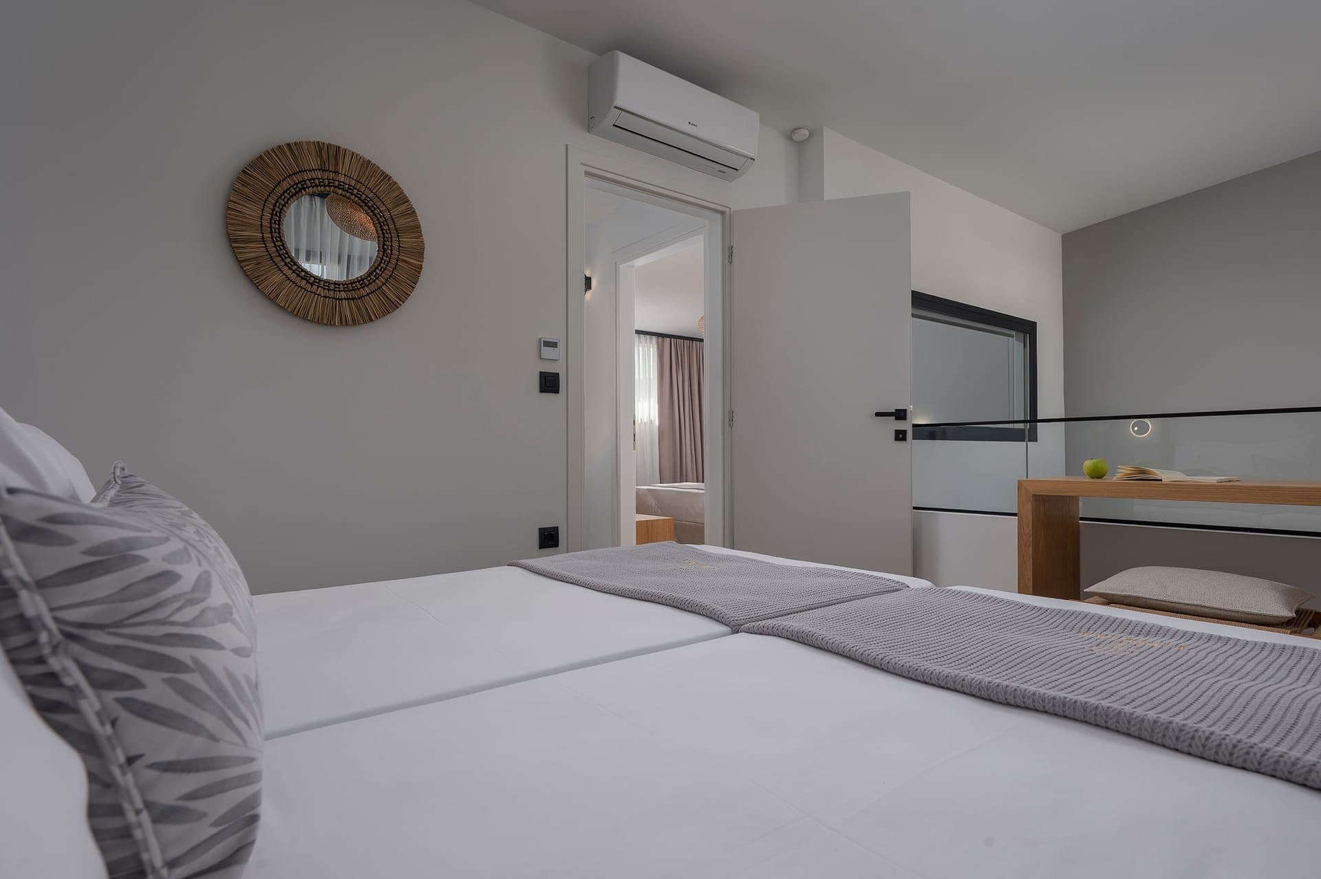 Prestige 3-Bedroom Villa with Private Pool, Sarti – photo 22 of 42