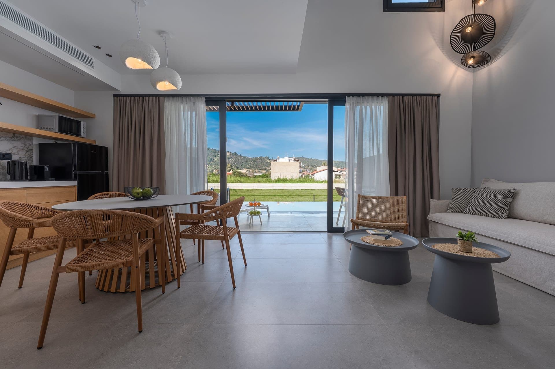 Prestige 3-Bedroom Villa with Private Pool, Sarti – photo 27 of 42