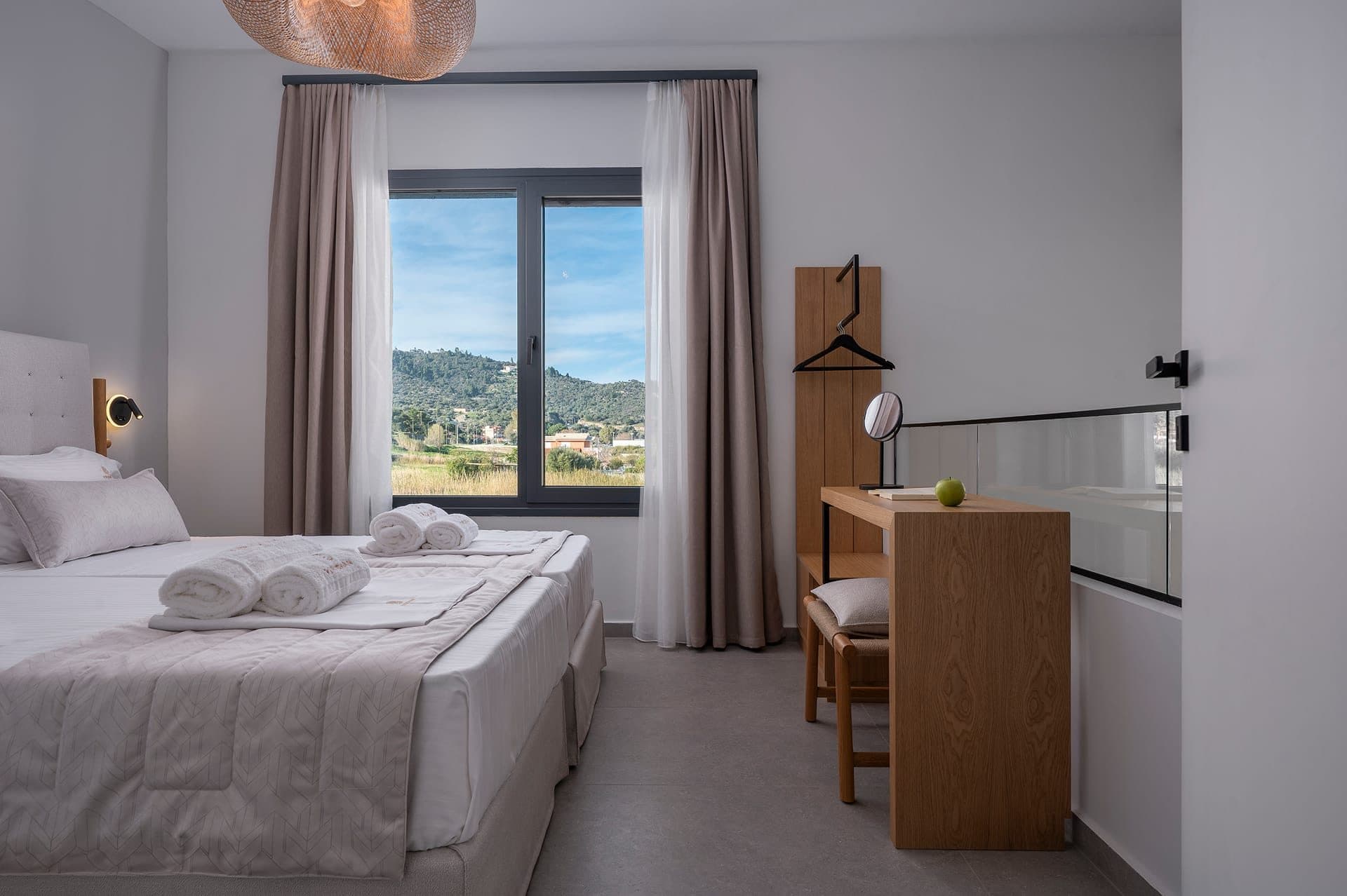 Prestige 3-Bedroom Villa with Private Pool, Sarti – photo 16 of 42