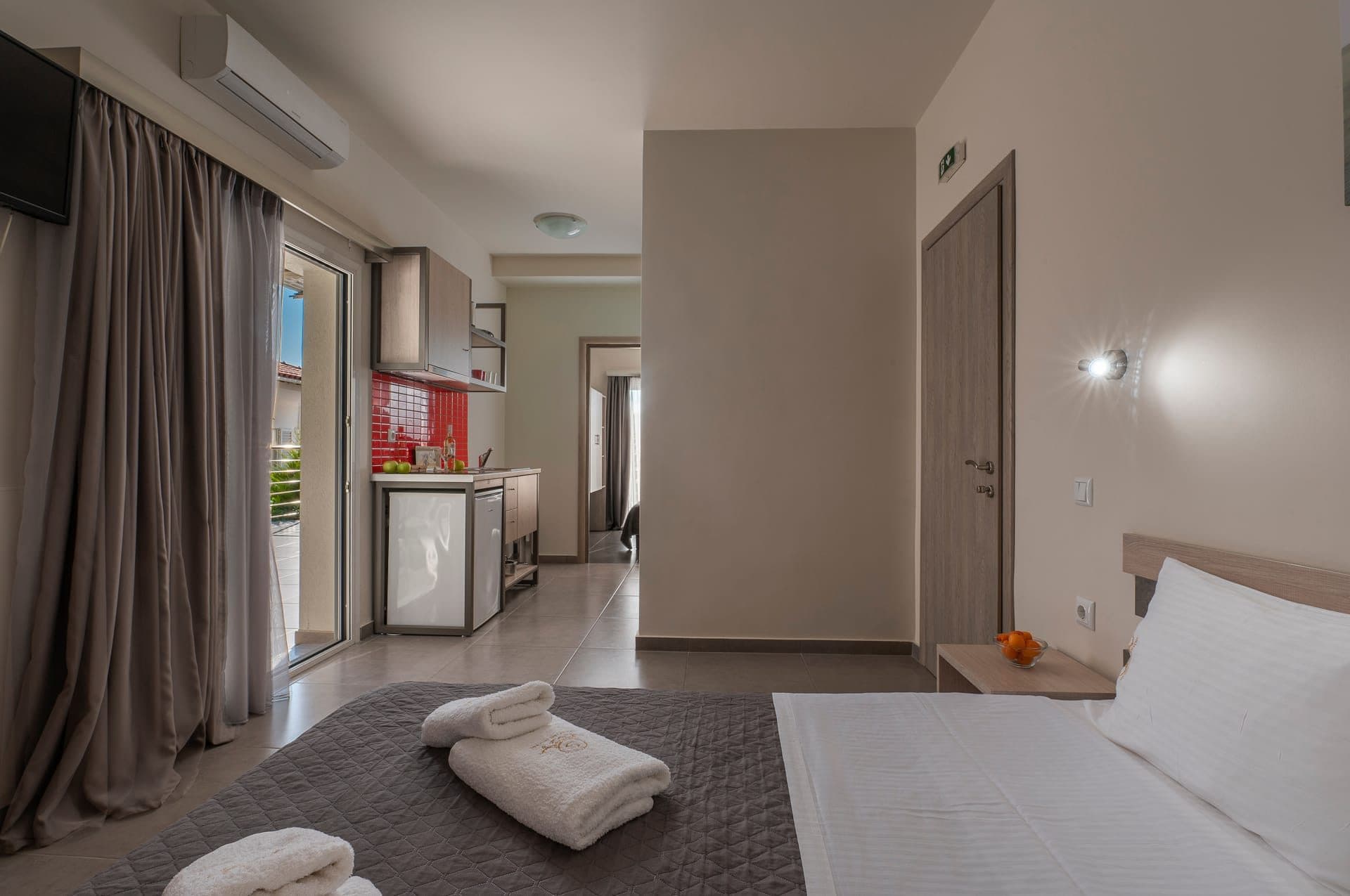One-Bedroom Apartment, Neos Marmaras – photo 2 of 7