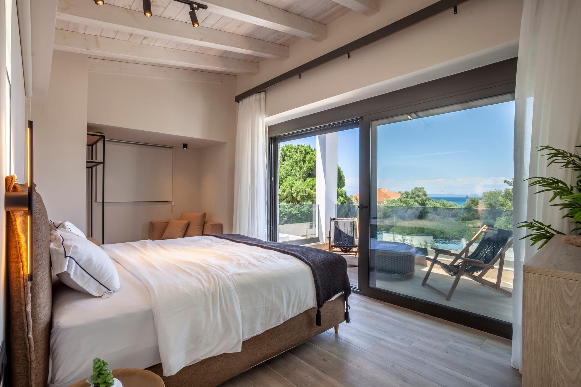 Ever Blue Exclusive Villa | Private Heated Pool, Chaniotis – photo 11 of 27