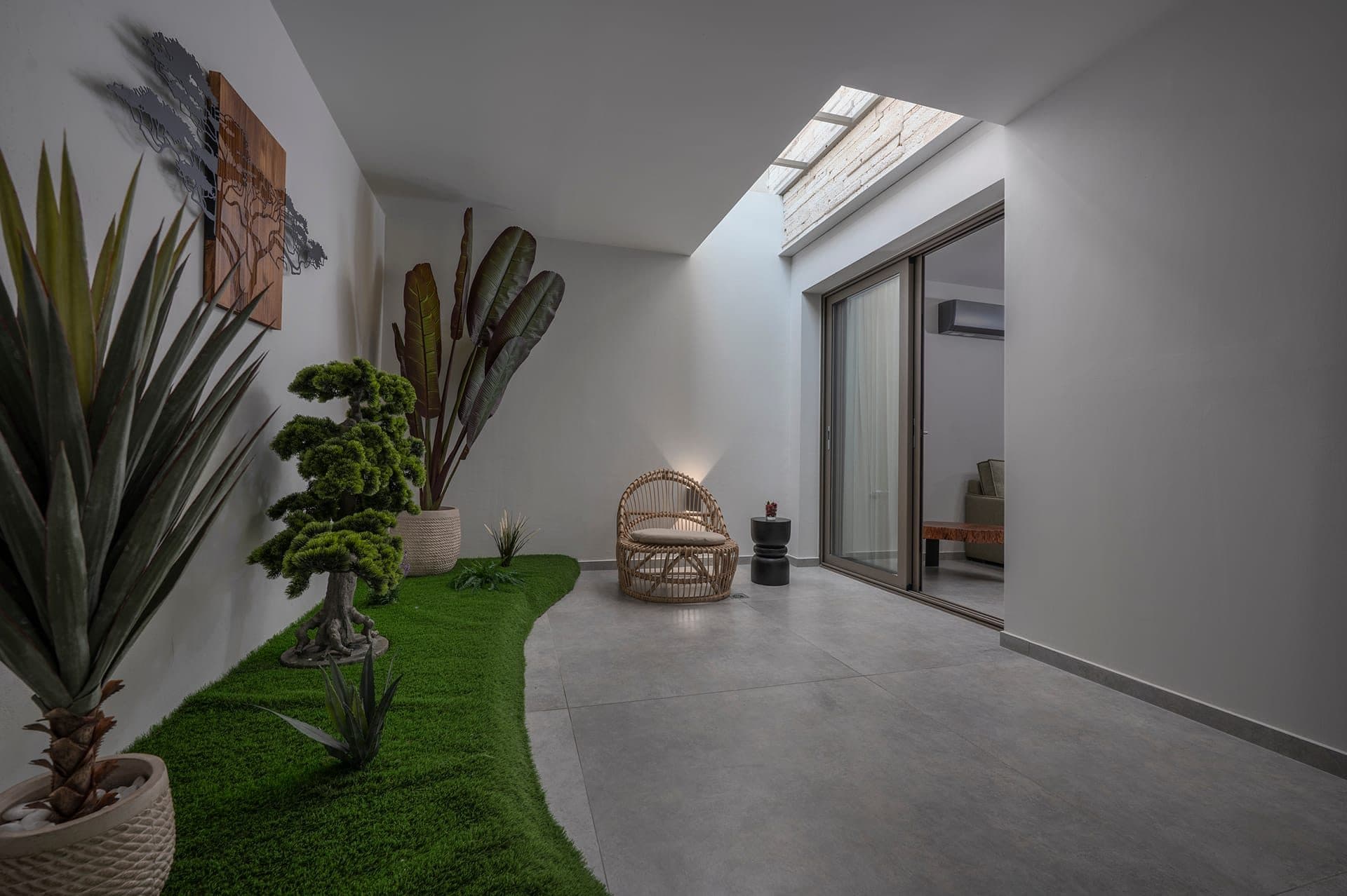 Elegant Villa | Private Pool, Pallini – photo 16 of 16