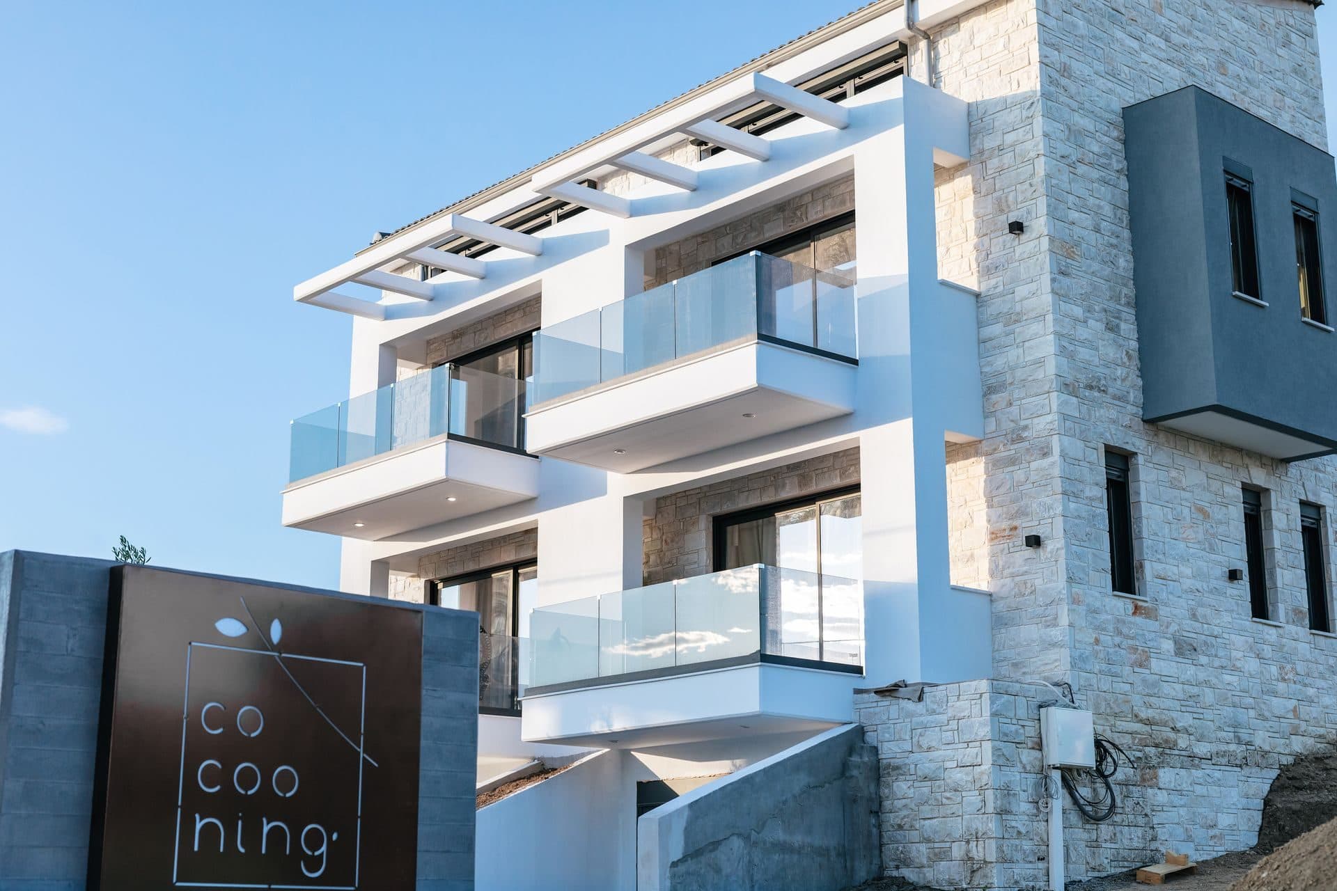 Cocooning Suites by Blue Carpet, Pefkochori – photo 5 of 22