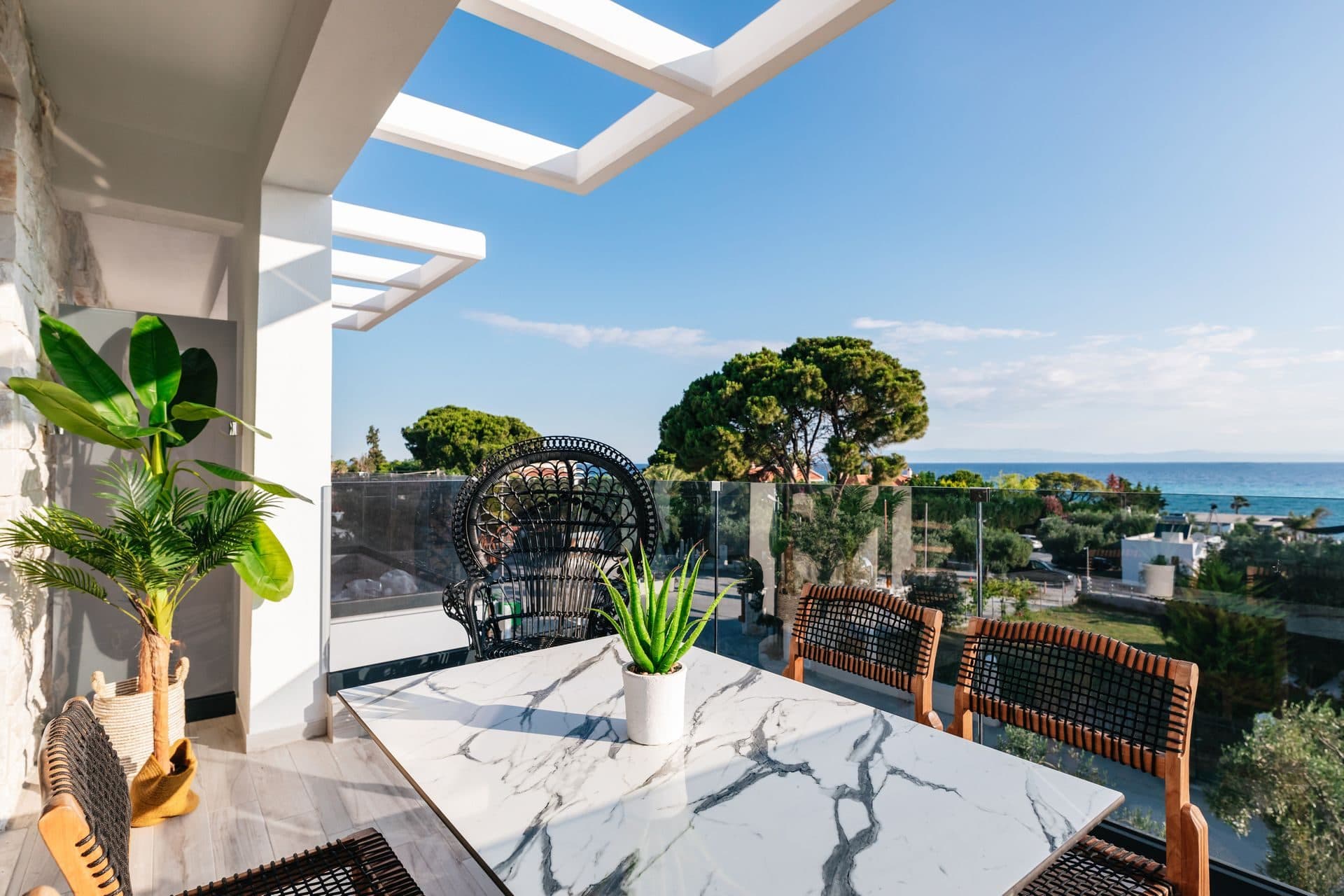 Cocooning Suites by Blue Carpet, Pefkochori – photo 16 of 22