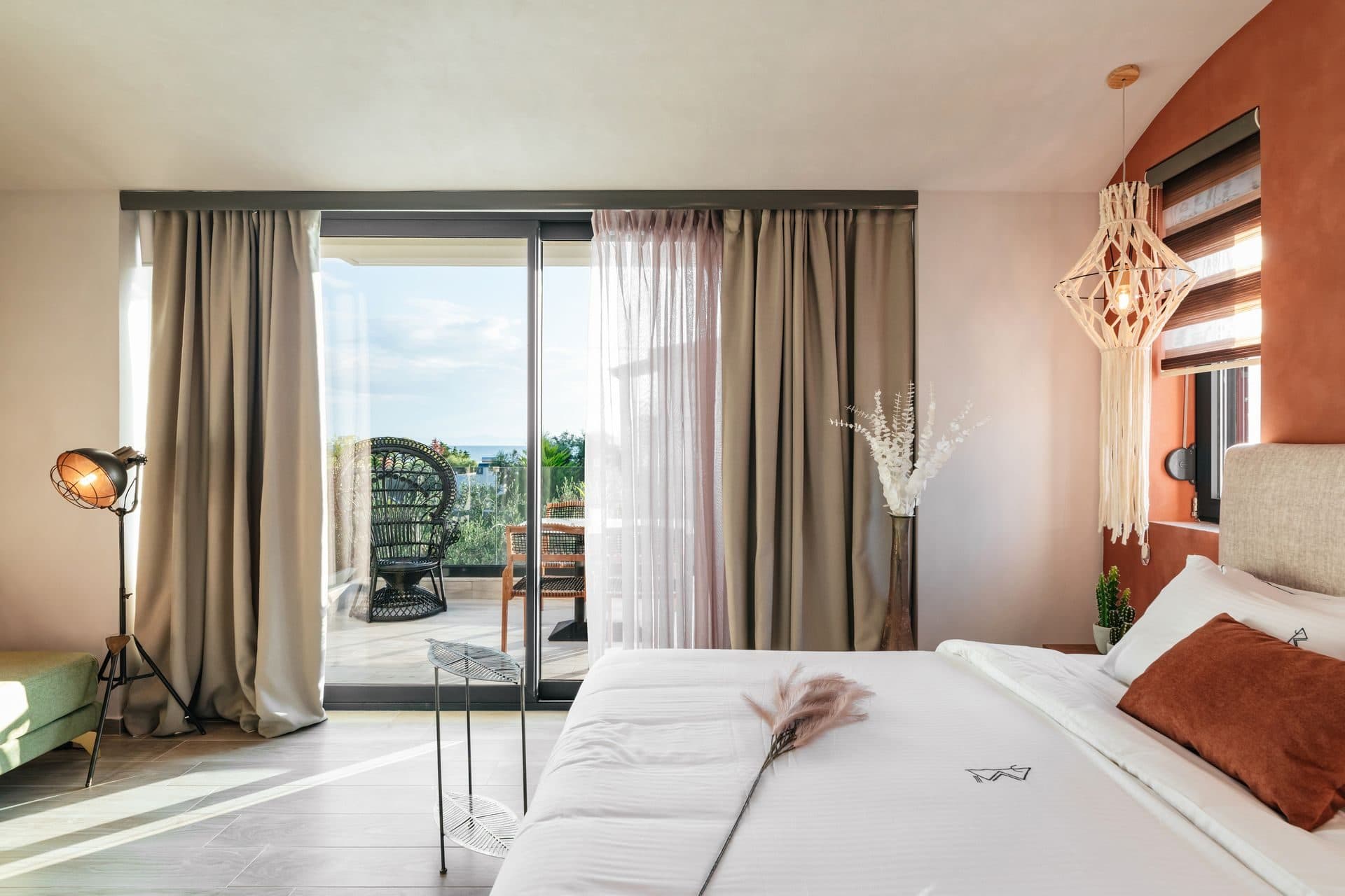 Cocooning Suites by Blue Carpet, Pefkochori – photo 21 of 22