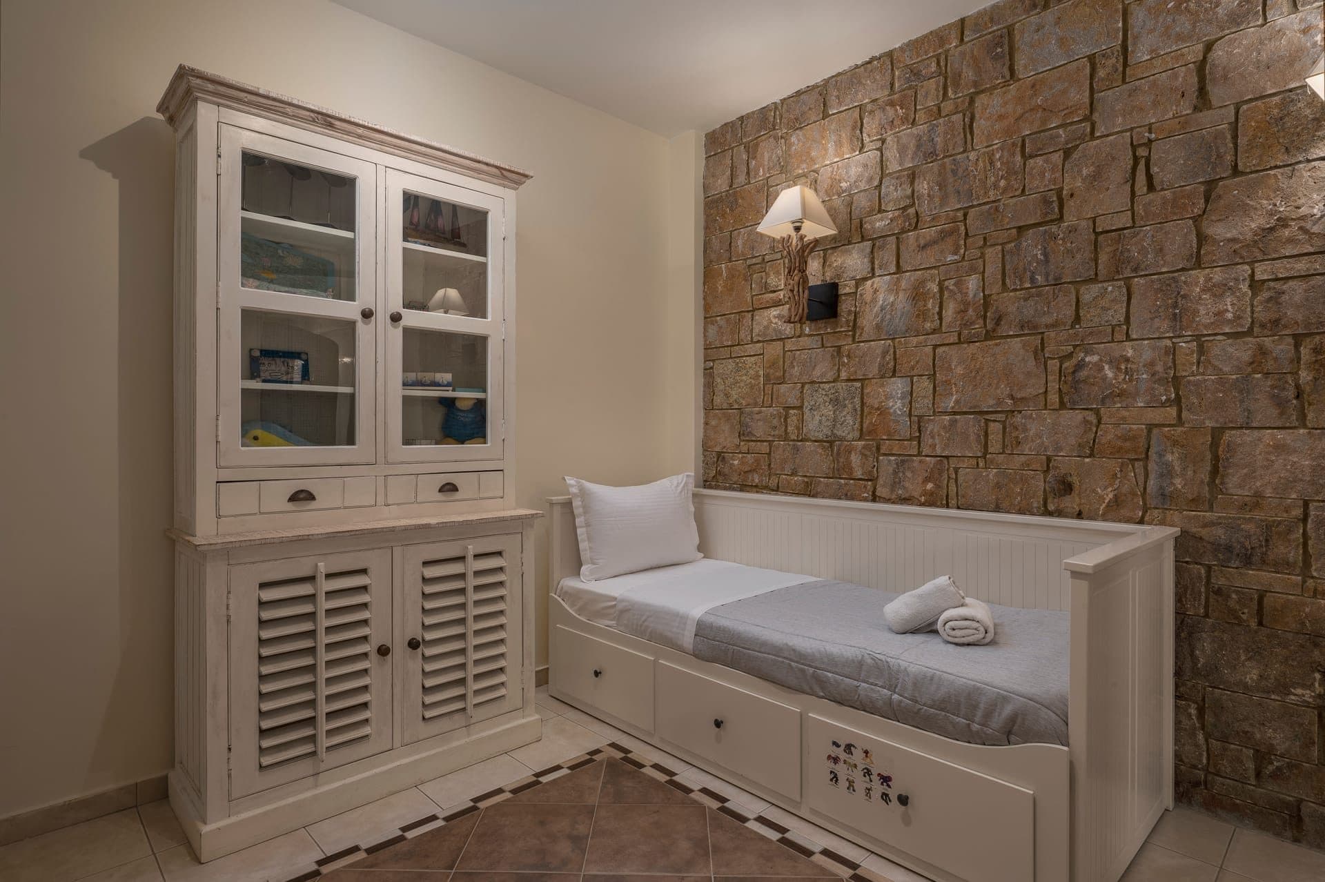 3 Bedroom Villa | Viktoria, Pallini – photo 22 of 42