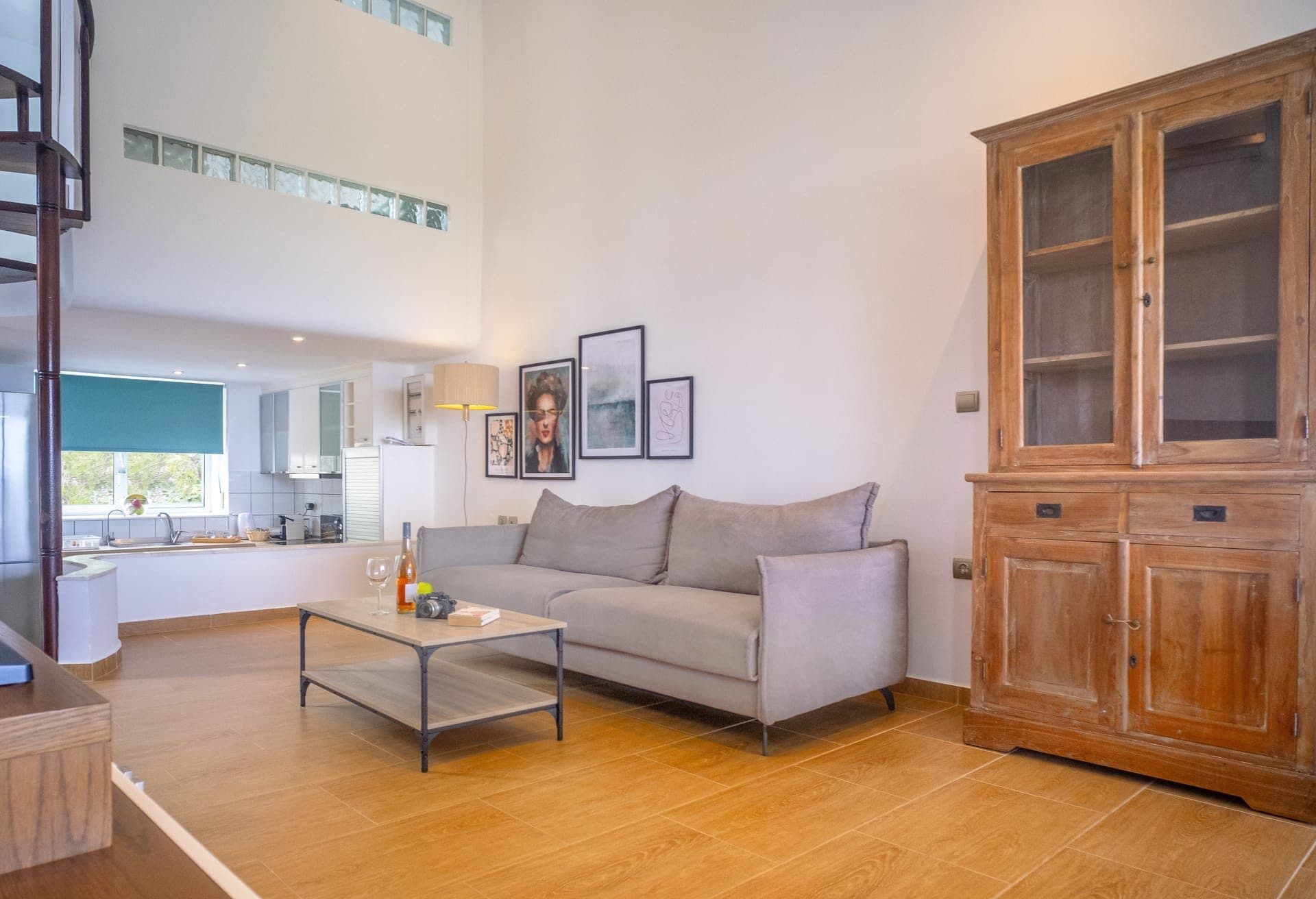 Elena Villa | Polichrono, Pallini – photo 2 of 21