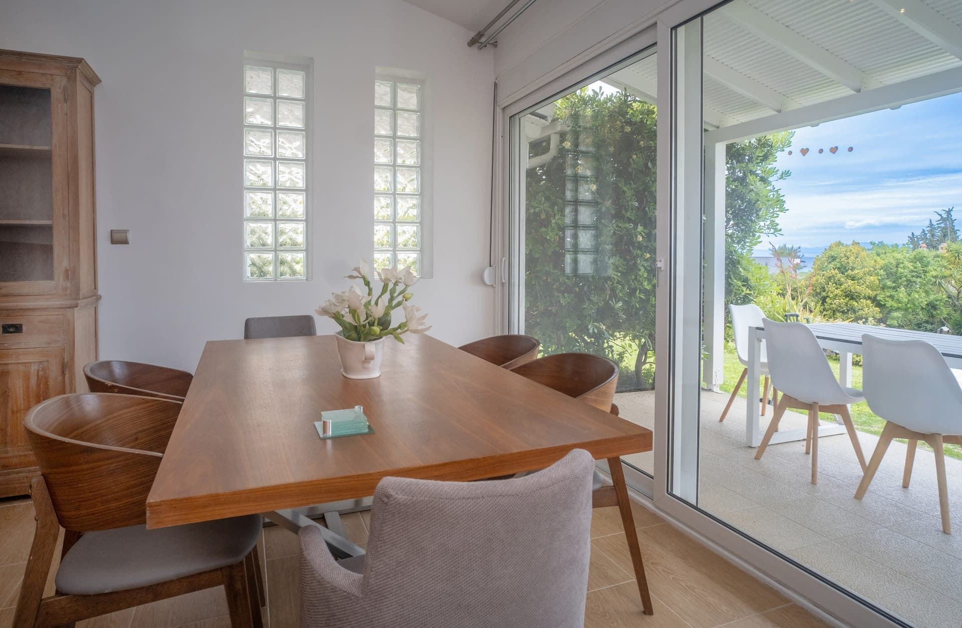 Elena Villa | Polichrono, Pallini – photo 4 of 21