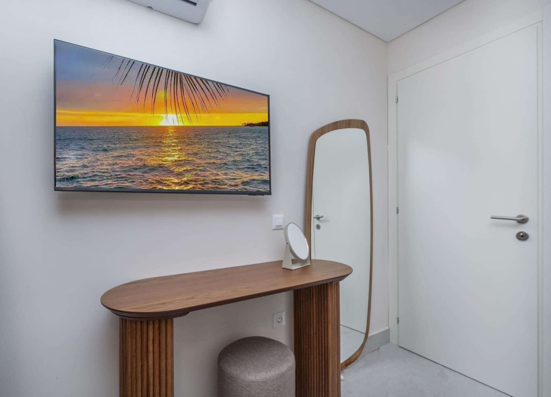 Private Pool Suite, Kallithea – photo 15 of 26