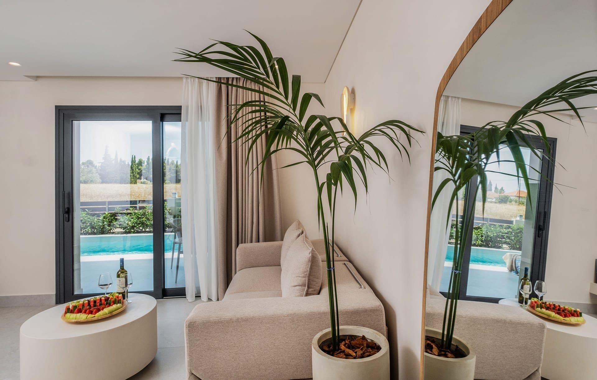 Suite with Private Pool and Partial Sea View, Kallithea – photo 6 of 36