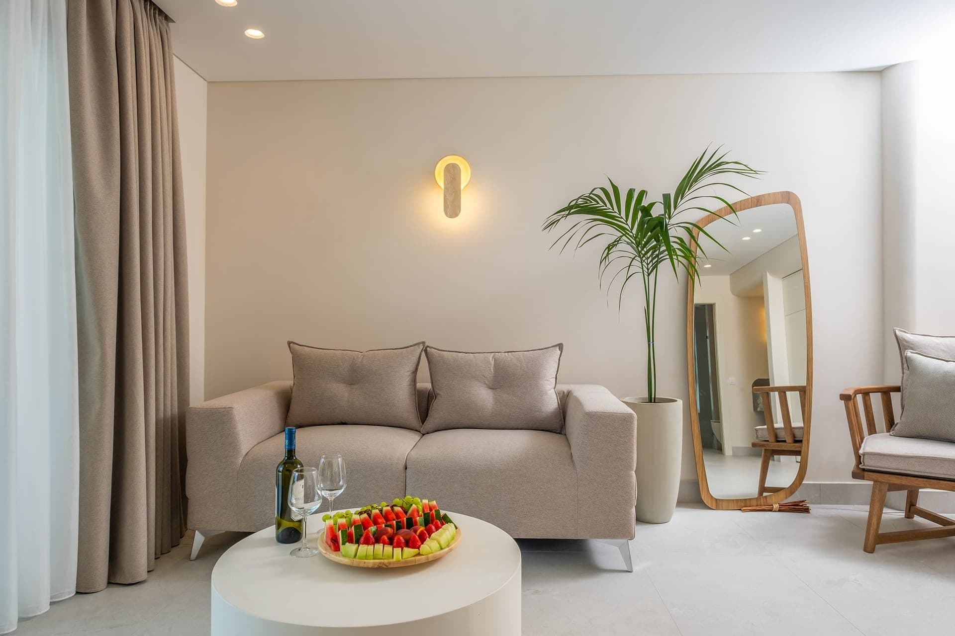 Suite with Private Pool and Partial Sea View, Kallithea – photo 18 of 36