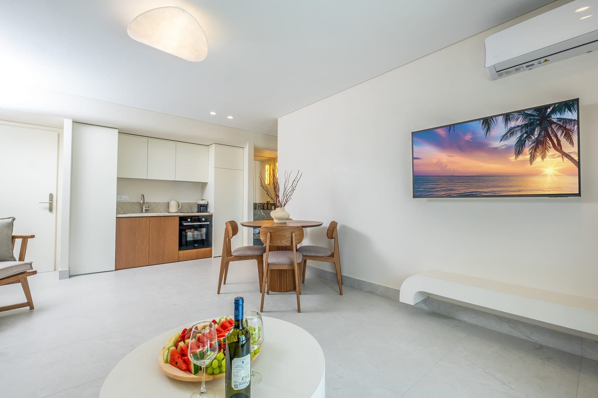 Suite with Private Pool and Partial Sea View, Kallithea – photo 25 of 36