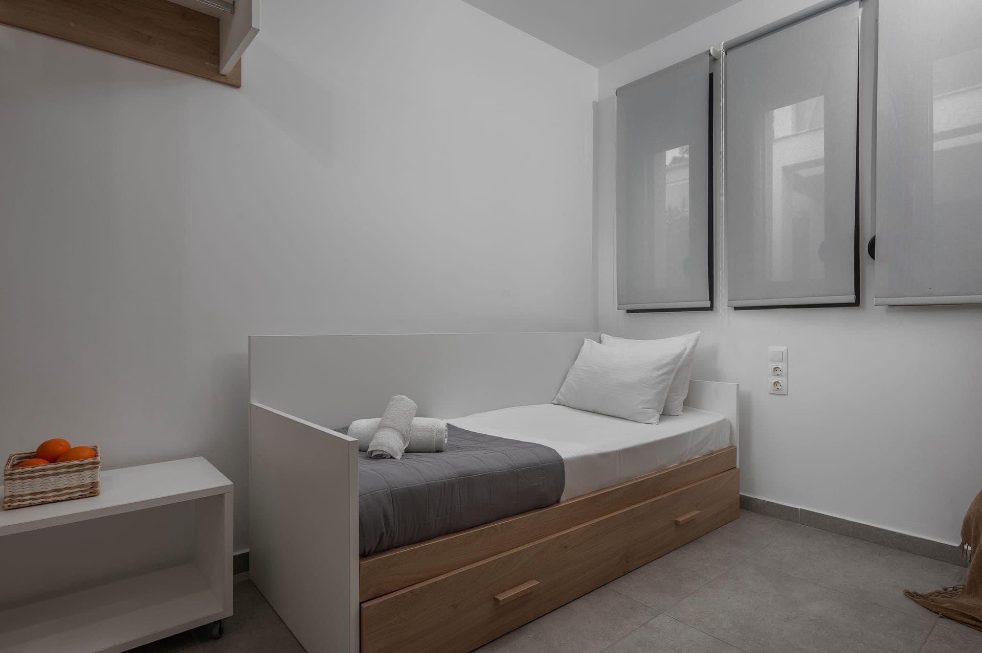 Family Room Ground Floor, Pallini – photo 7 of 9