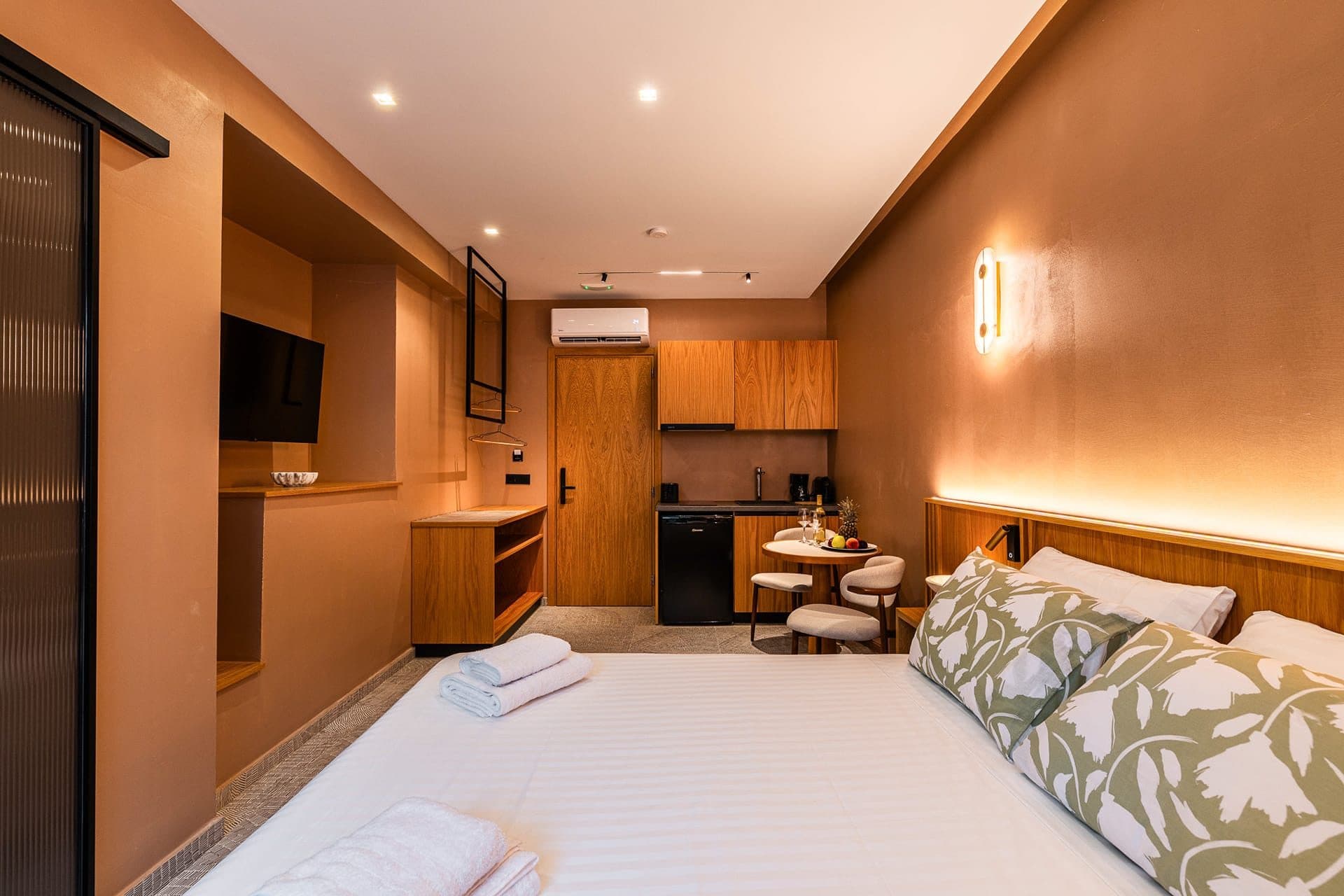 Deluxe Junior Suite Georgioupoli, Georgioupoli – photo 2 of 25