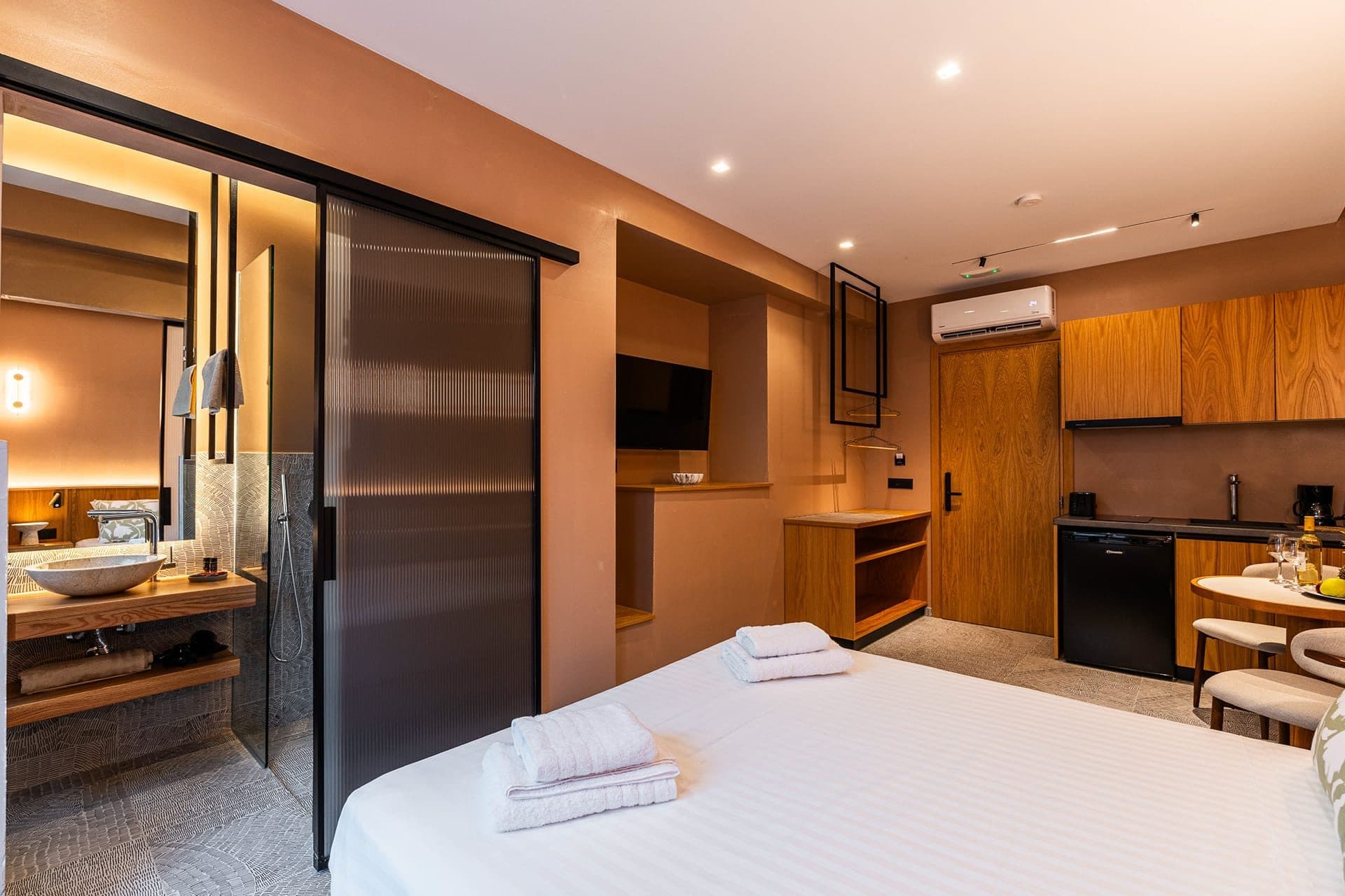 Deluxe Junior Suite Georgioupoli, Georgioupoli – photo 3 of 25