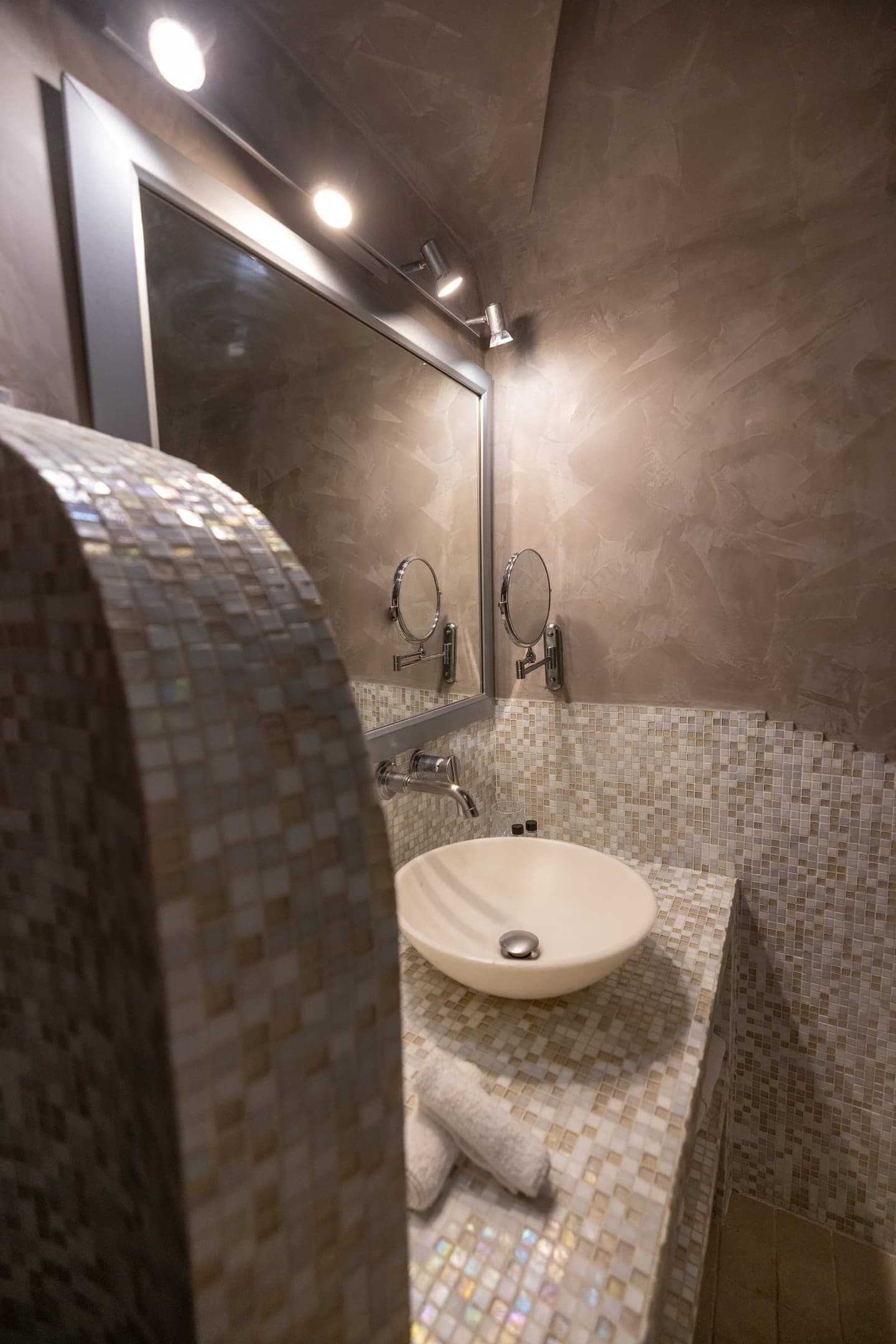 Pearl | Pool Access Suite, Imerovigli – photo 13 of 15