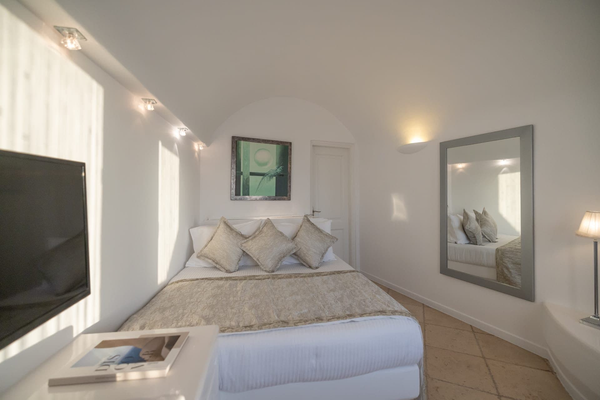 Pearl | Pool Access Suite, Imerovigli – photo 14 of 15
