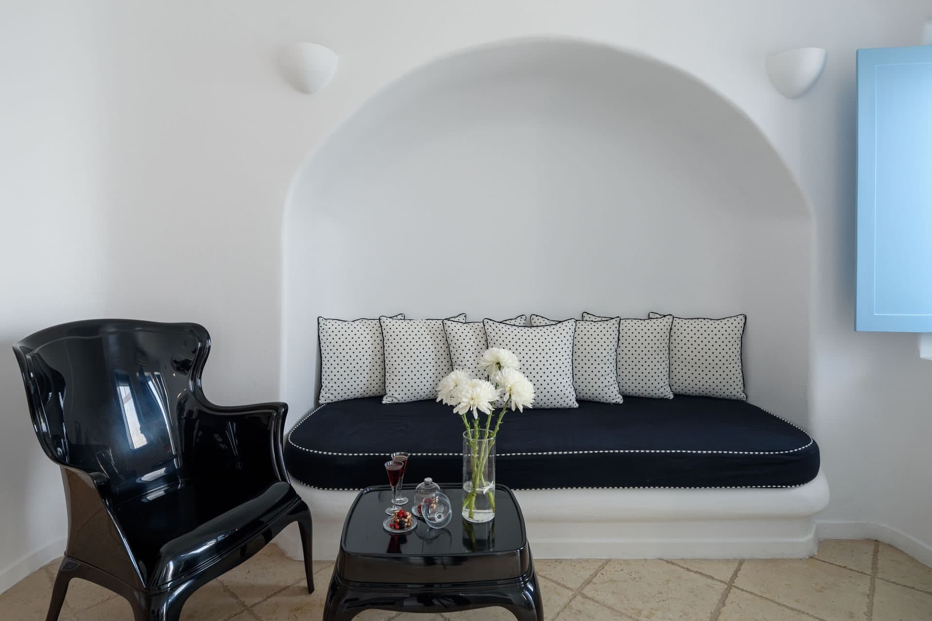 Harmony | Outdoor Jacuzzi Suite, Imerovigli – photo 6 of 28