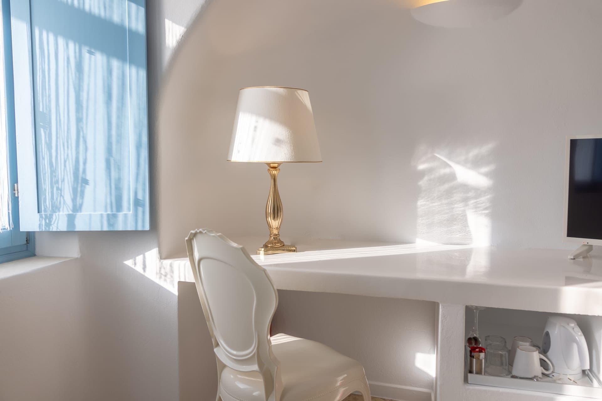 Charm | Outdoor Jacuzzi Suite, Imerovigli – photo 15 of 25