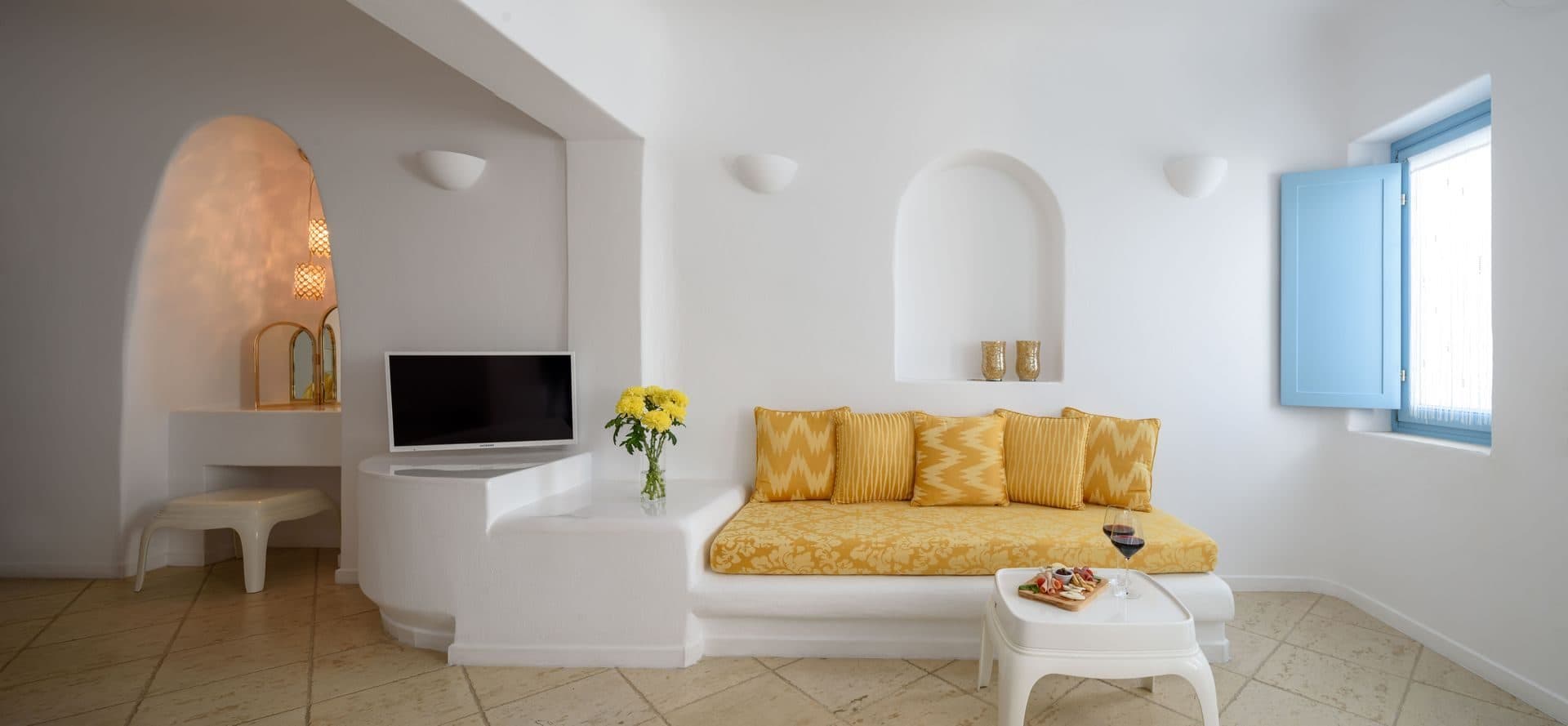 Charm | Outdoor Jacuzzi Suite, Imerovigli – photo 6 of 25