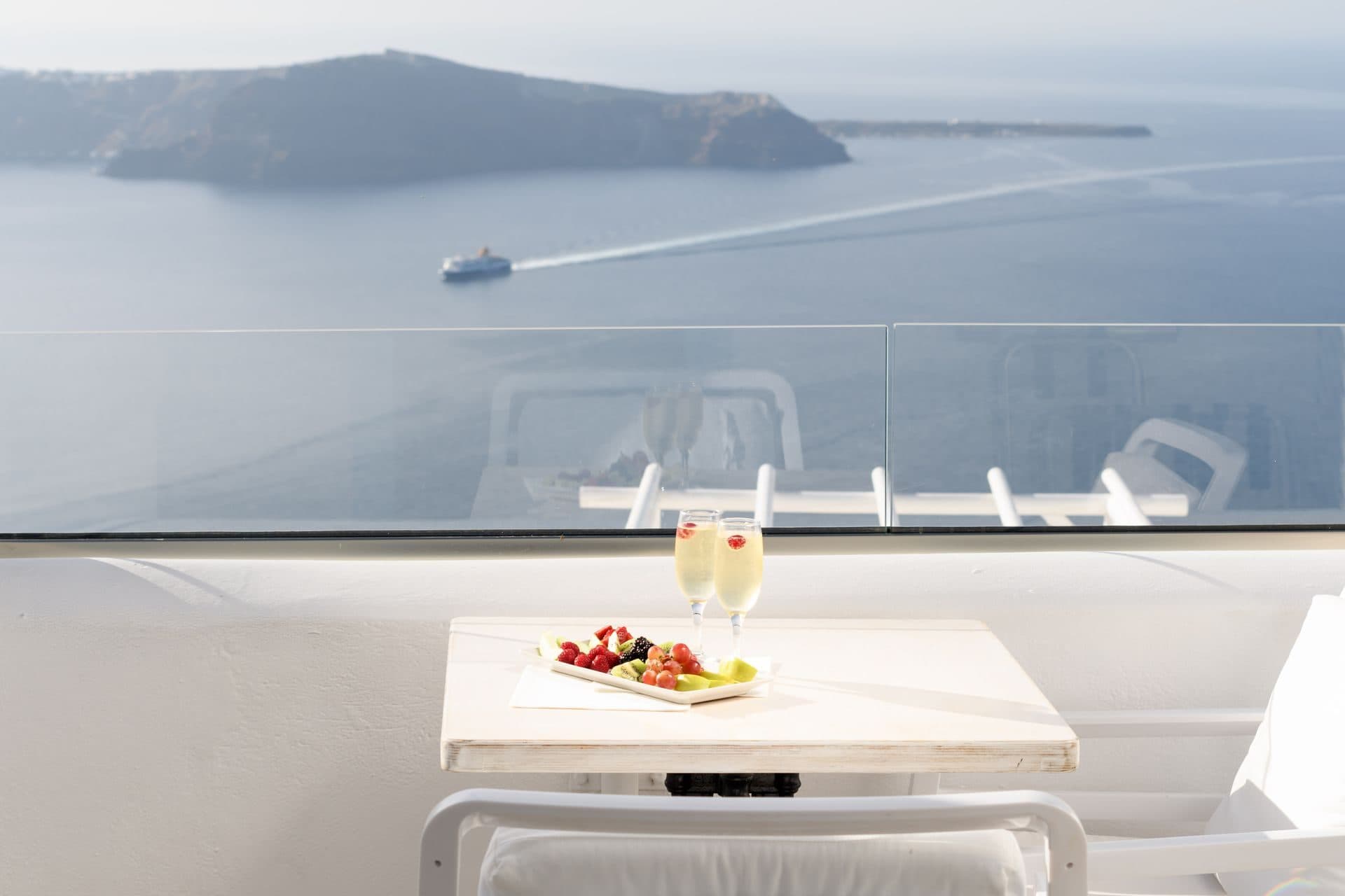 Charm | Outdoor Jacuzzi Suite, Imerovigli – photo 9 of 25