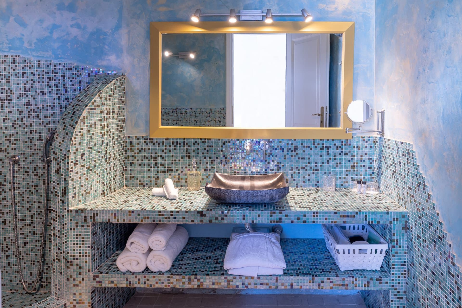 Heaven | Outdoor Jacuzzi Suite, Imerovigli – photo 30 of 30