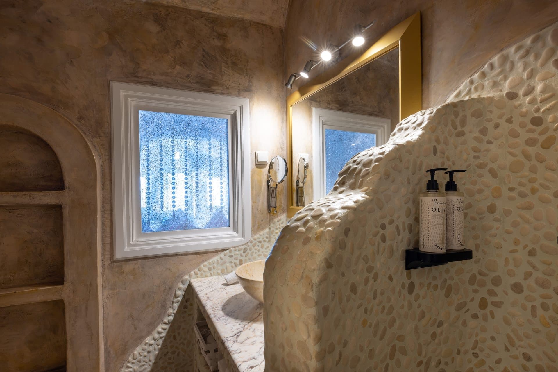 Rose | Outdoor Jacuzzi Suite, Imerovigli – photo 29 of 29