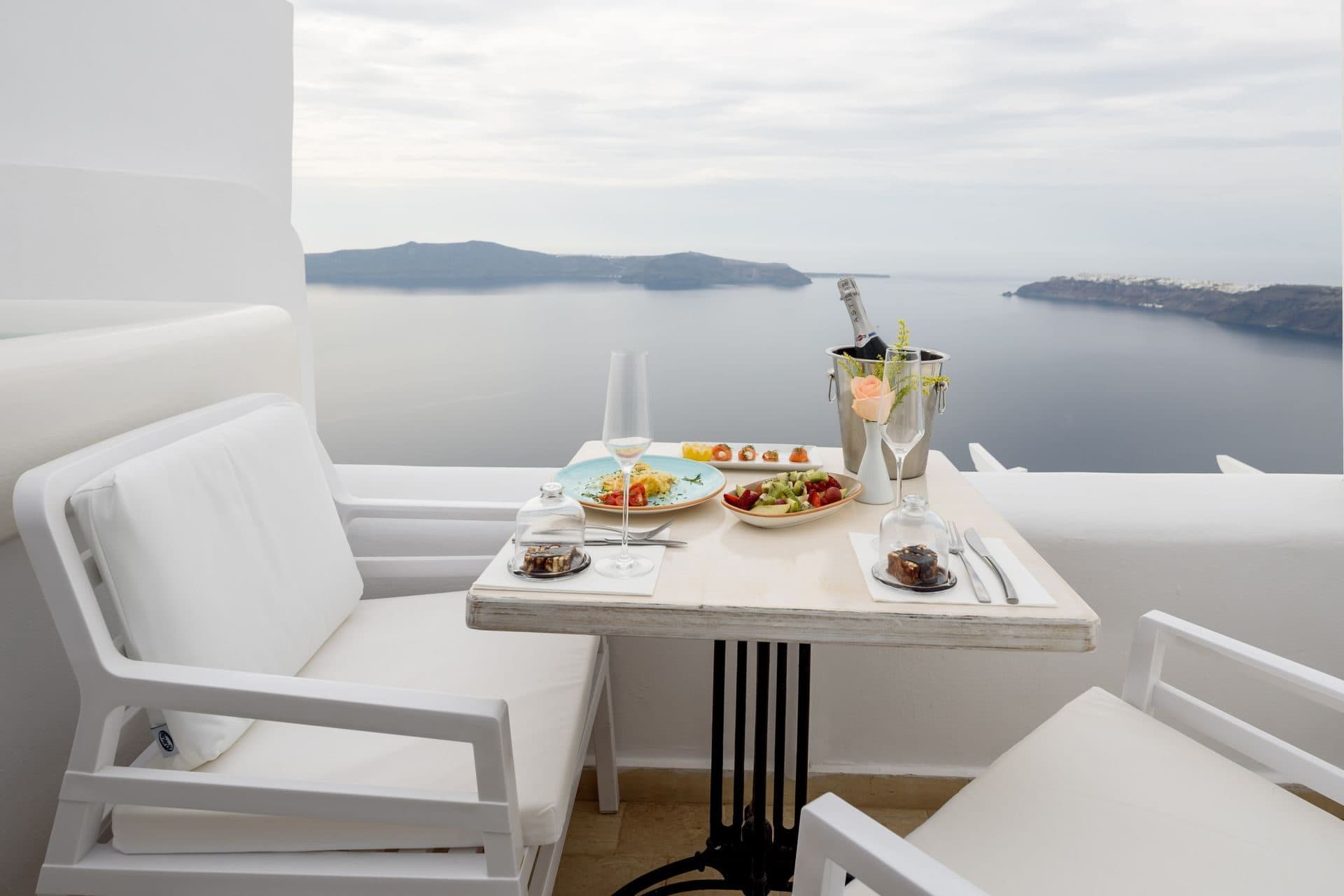 Rose | Outdoor Jacuzzi Suite, Imerovigli – photo 3 of 29