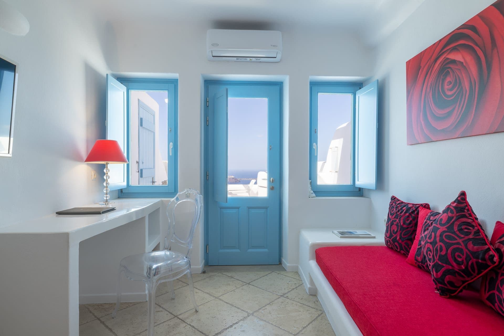 Siren | Outdoor Jacuzzi Suite, Imerovigli – photo 26 of 30