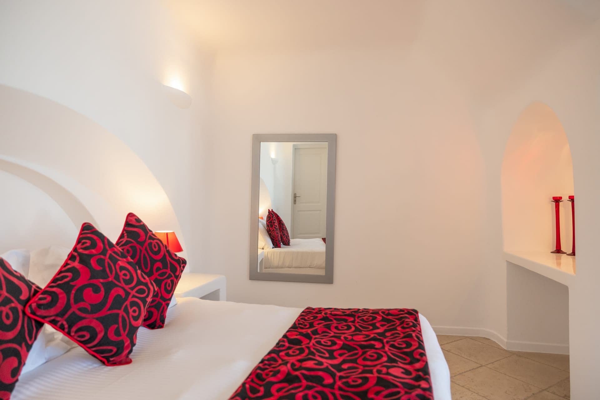 Siren | Outdoor Jacuzzi Suite, Imerovigli – photo 17 of 30