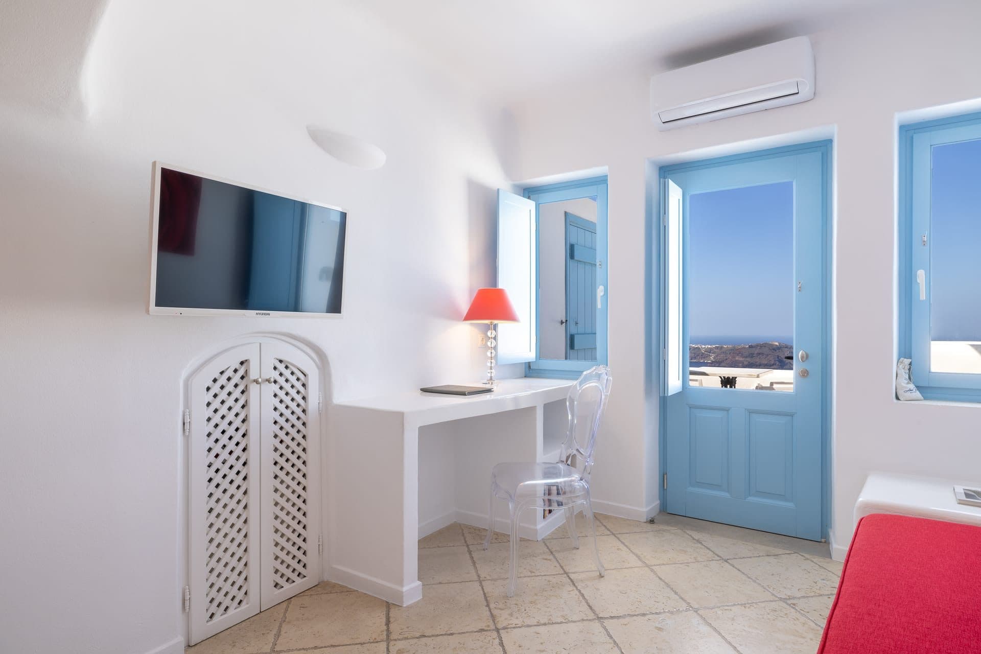 Siren | Outdoor Jacuzzi Suite, Imerovigli – photo 25 of 30