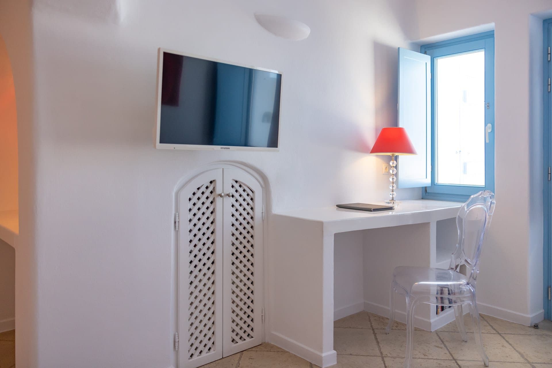 Siren | Outdoor Jacuzzi Suite, Imerovigli – photo 13 of 30