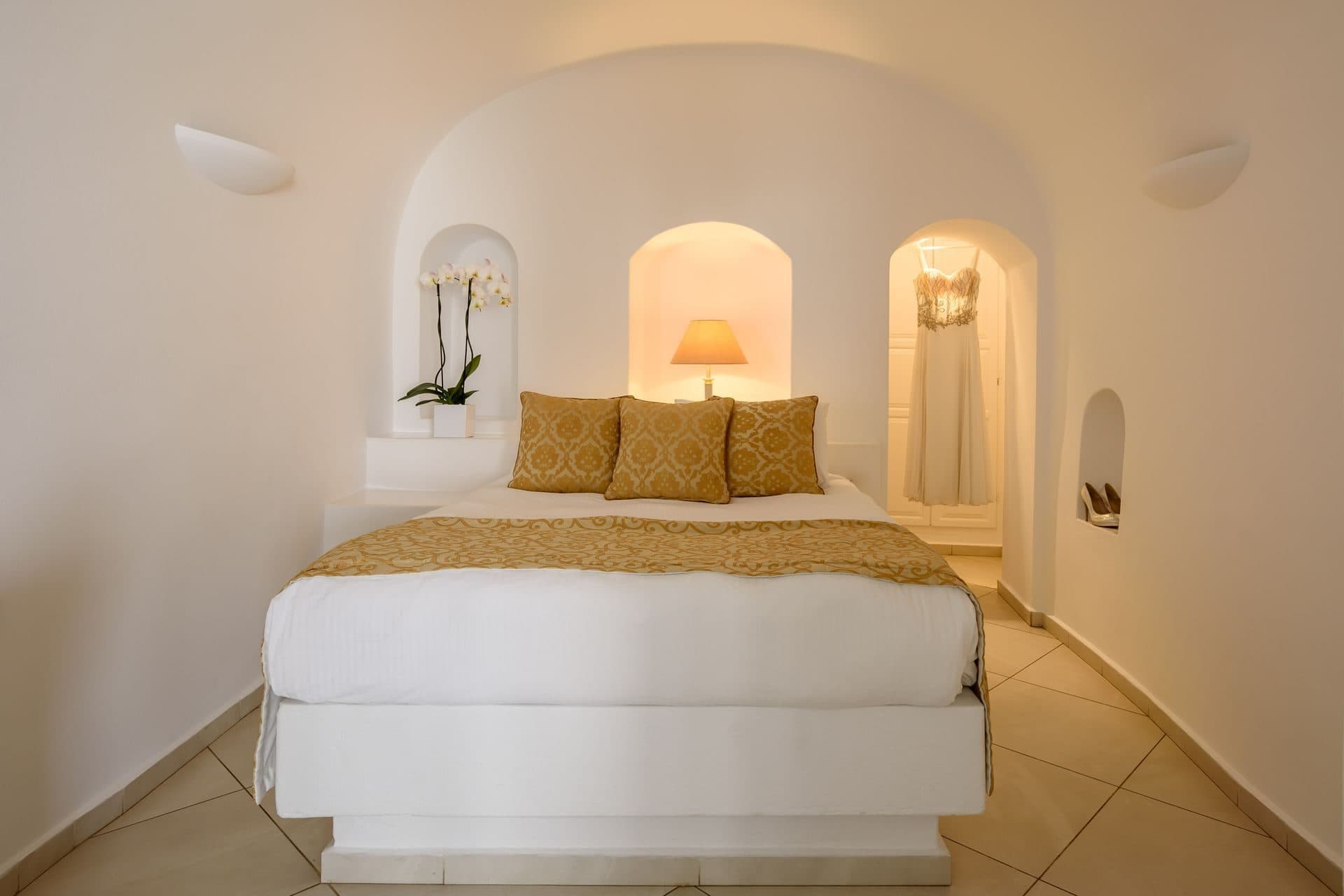Above Blue | Private Pool Villa, Imerovigli – photo 2 of 14