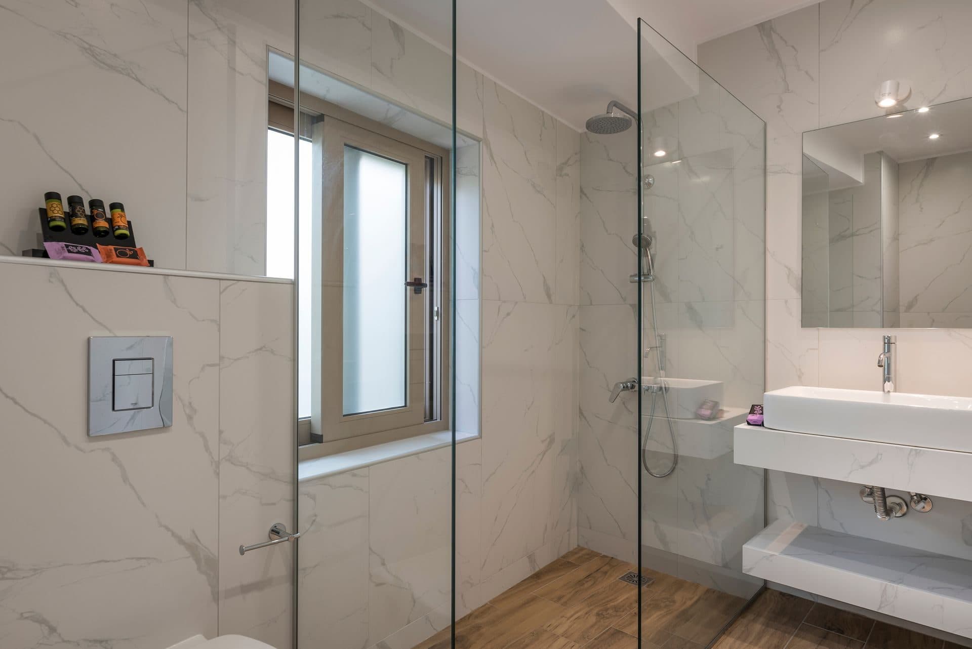 Luxury Room with Jacuzzi - Shared Kitchen - Sea View, Daratsos – photo 38 of 49