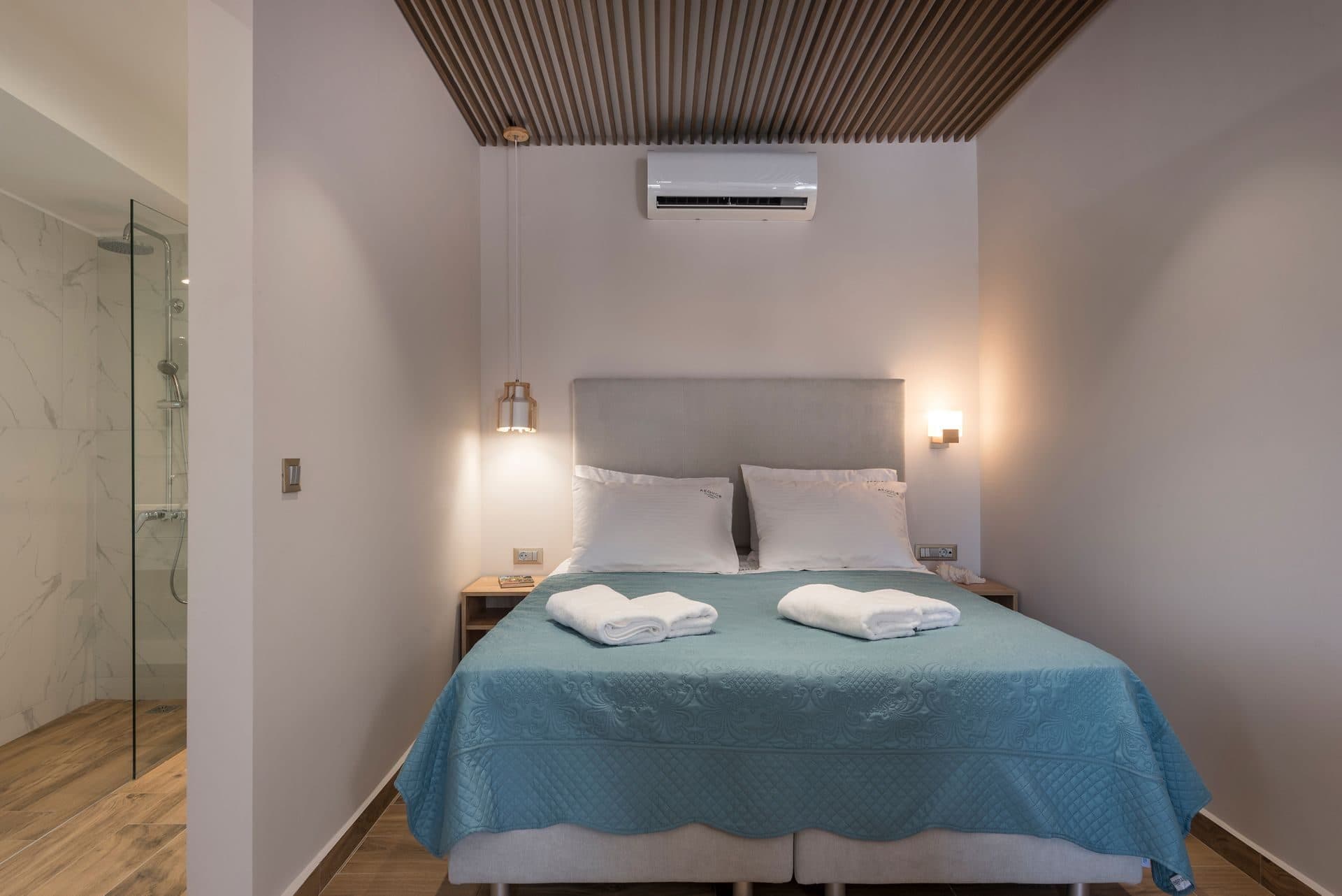 Luxury Room with Jacuzzi - Shared Kitchen - Sea View, Daratsos – photo 35 of 49