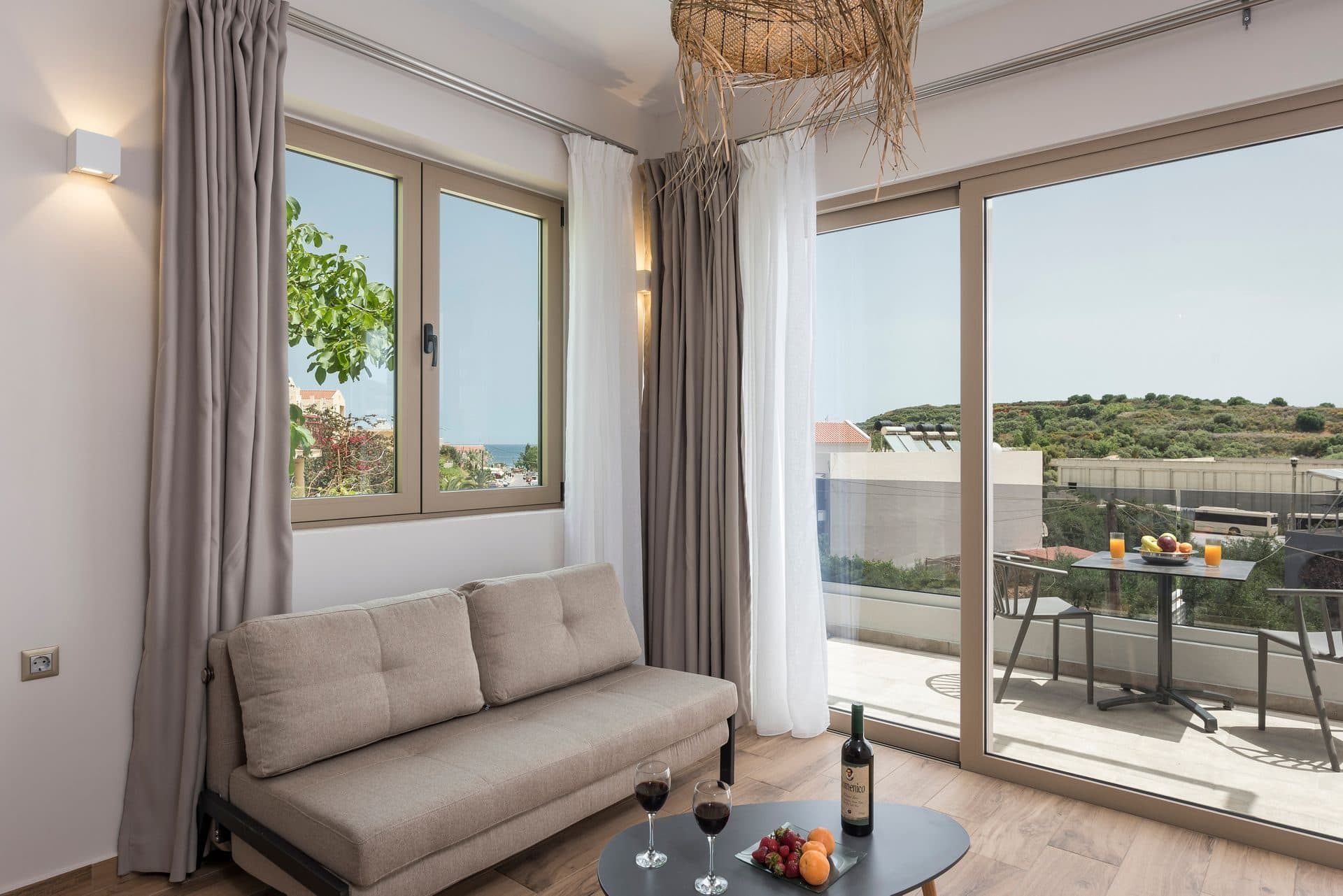 Luxury Family Room - Side Sea View (sleeps up to 6), Daratsos – photo 3 of 25