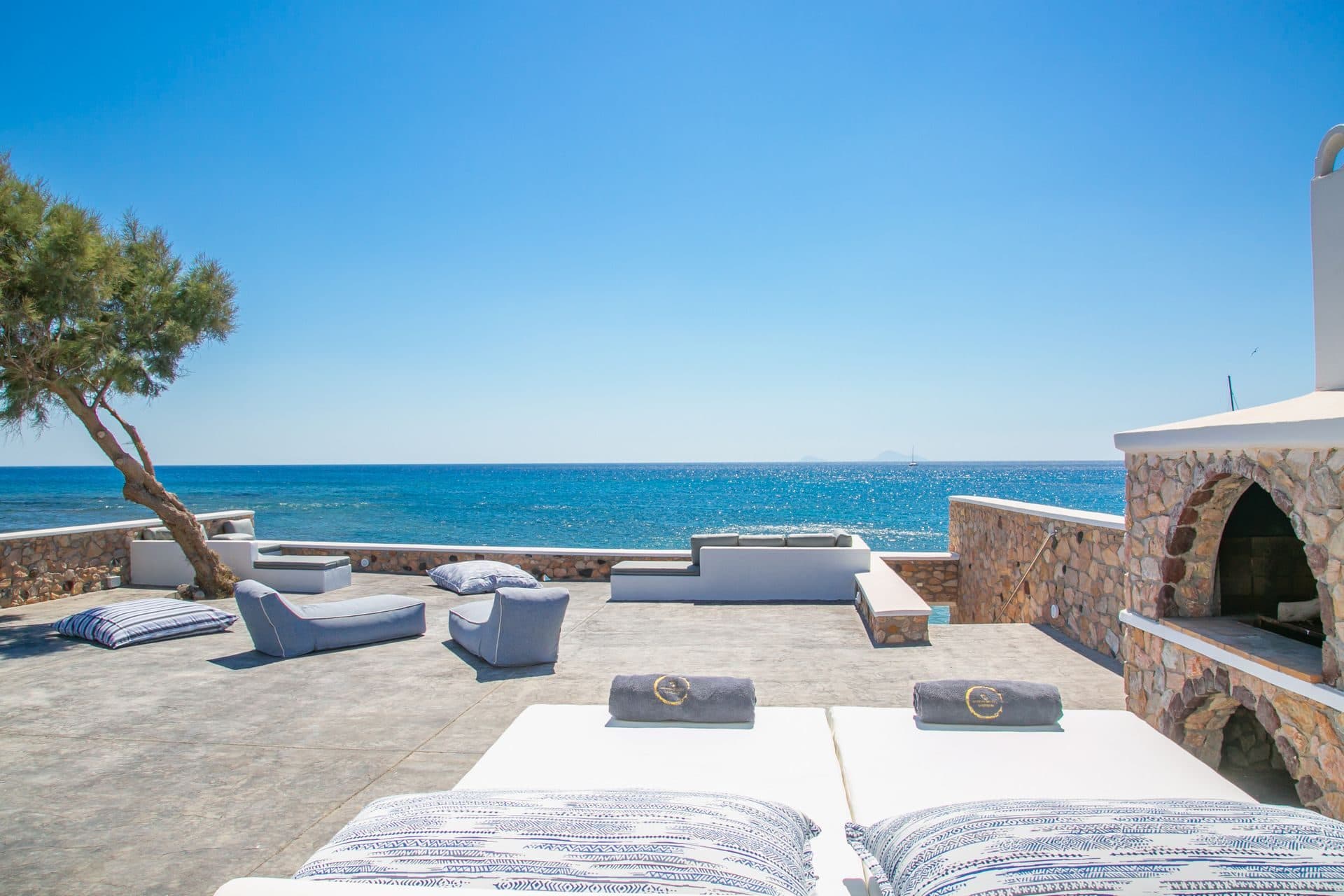 Aegean Melody Suites Santorini, Exomitis – photo 12 of 17