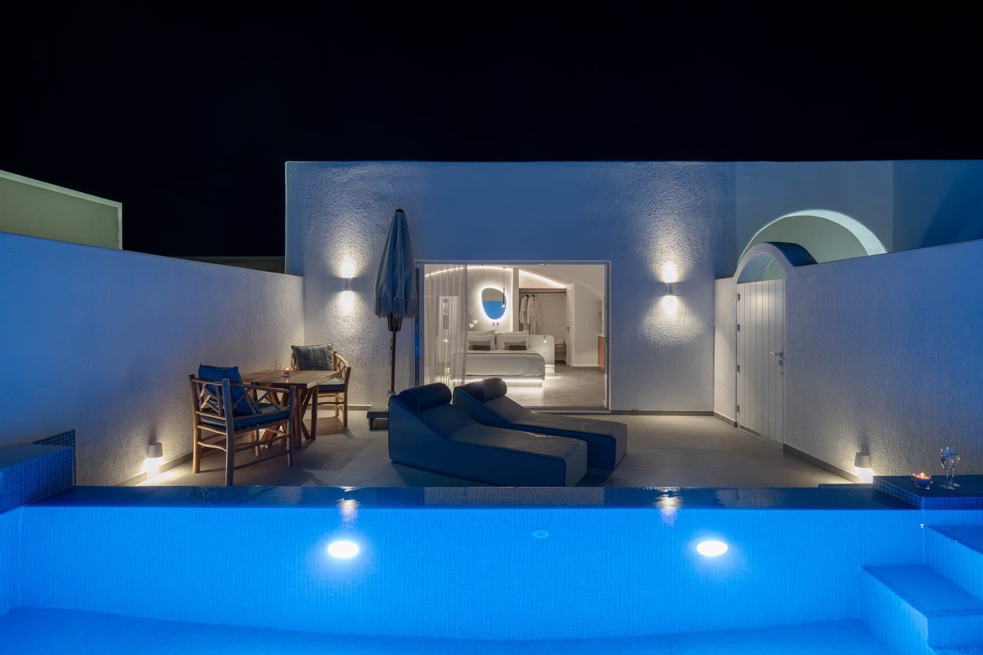 King suite with private jetted swimming pool, Exomitis – photo 21 of 23