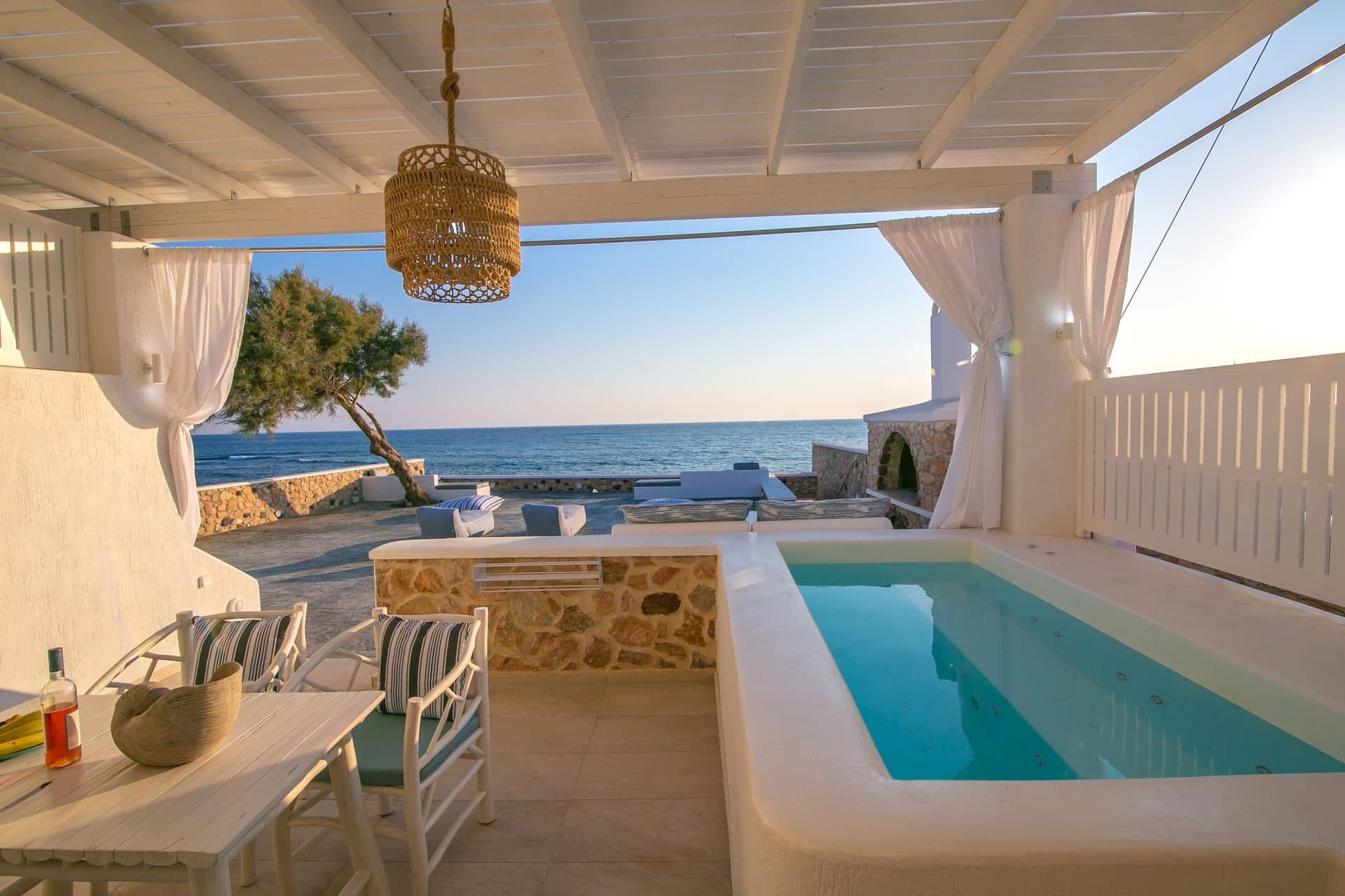 Elegant Suite with outdoor private hot tub & beachfront, Exomitis – photo 15 of 24
