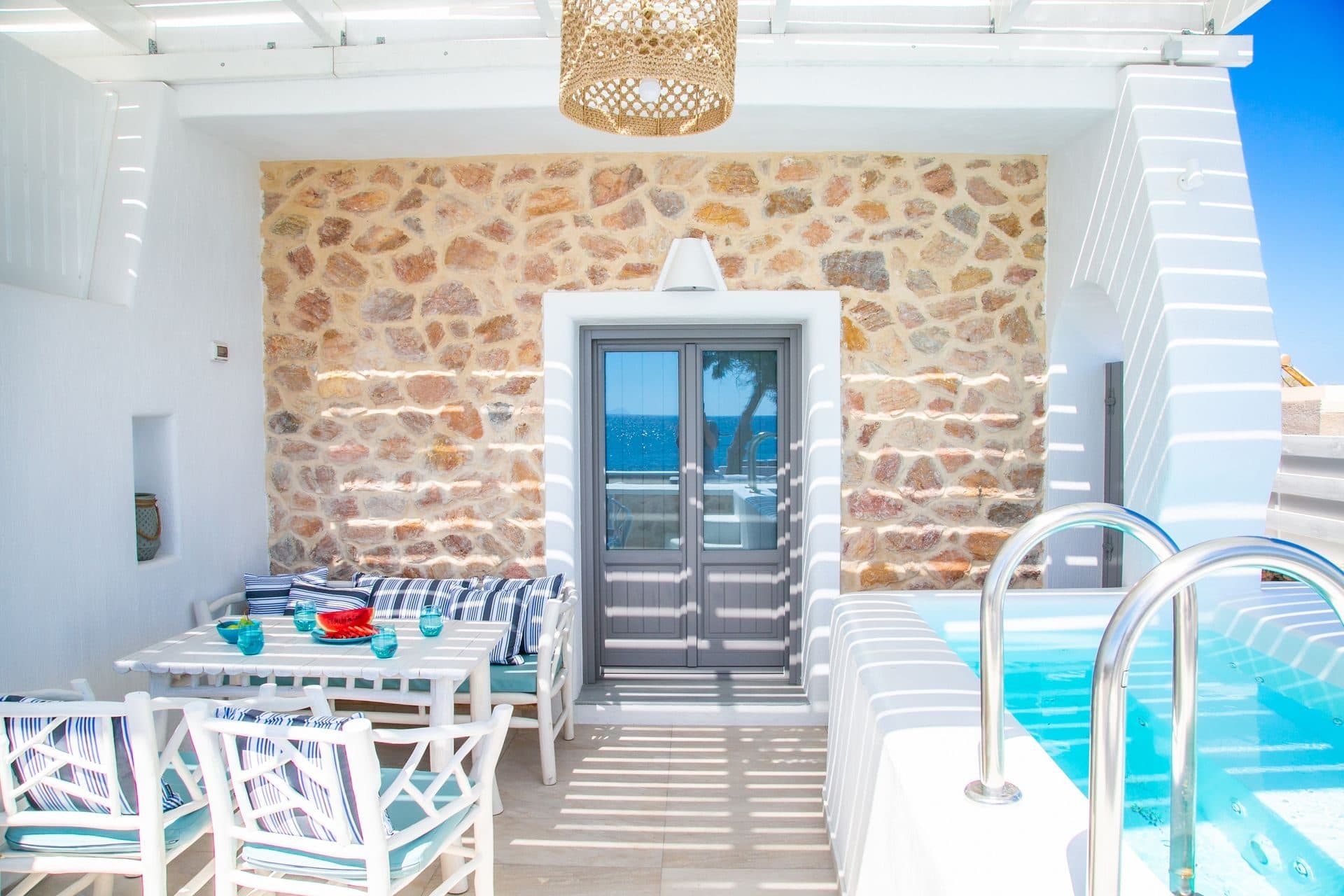 Luxury two-bedroom suite with private hot tub on the beachfront, Exomitis – photo 56 of 56