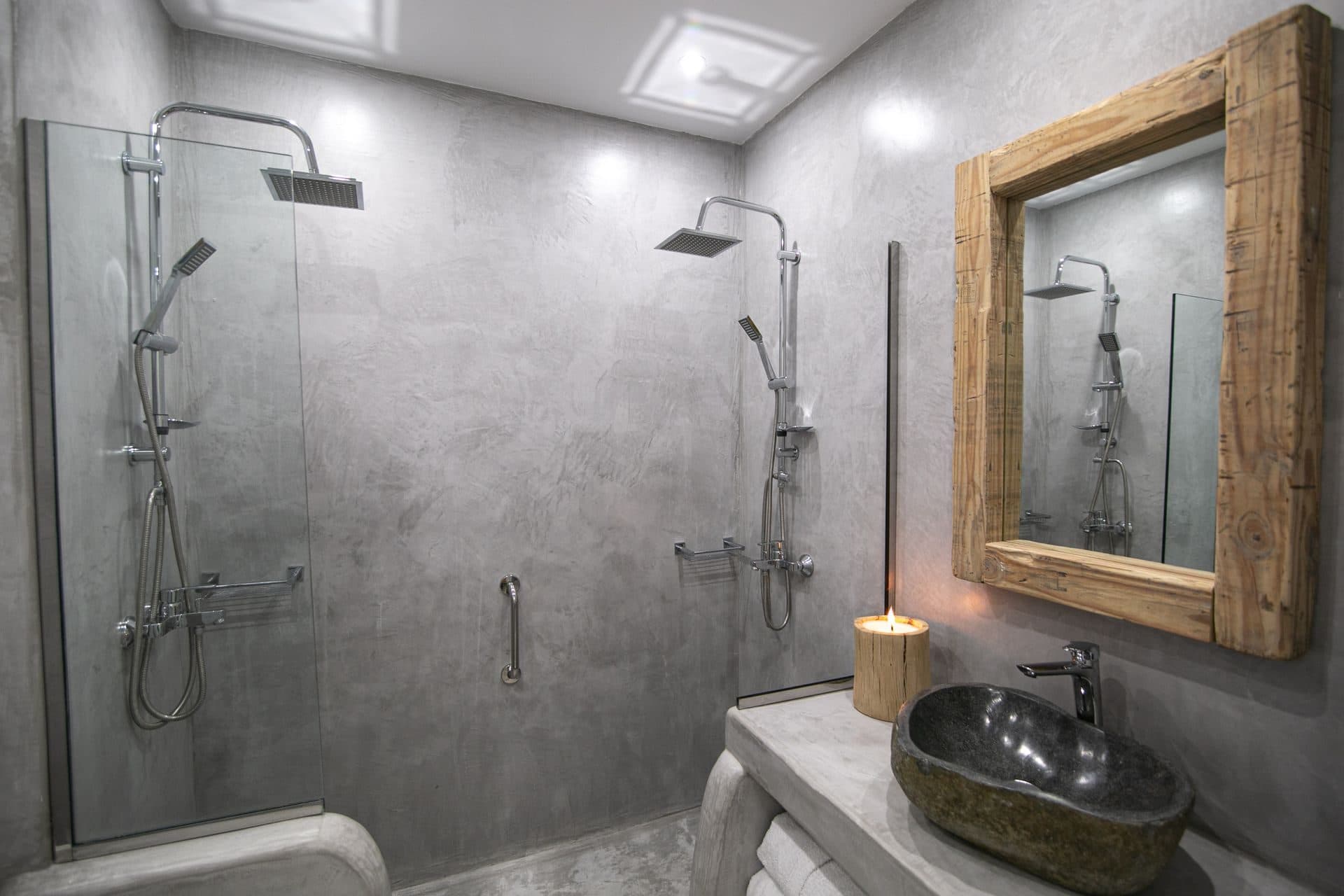 Luxury two-bedroom suite with private hot tub on the beachfront, Exomitis – photo 10 of 56