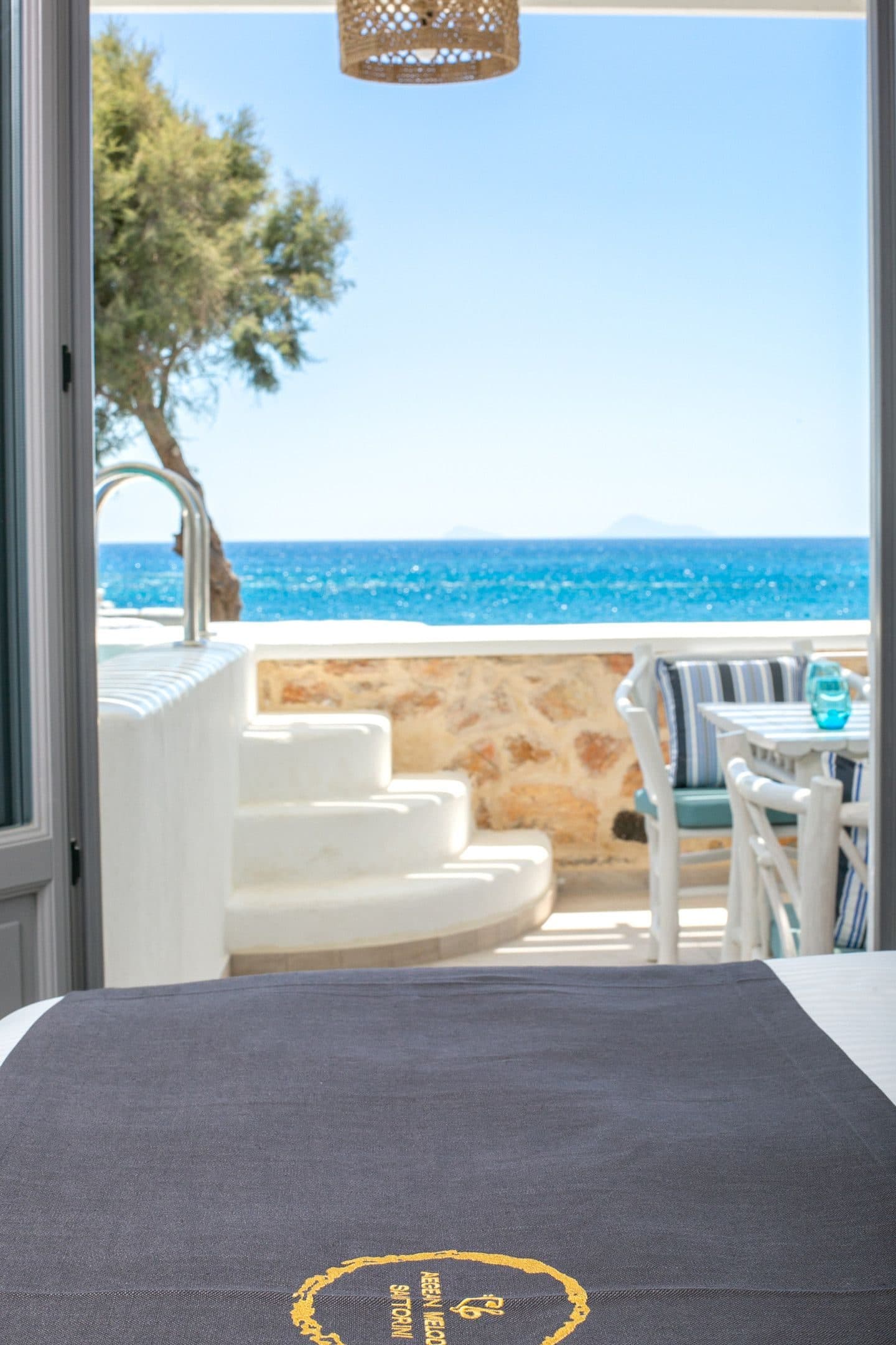 Luxury two-bedroom suite with private hot tub on the beachfront, Exomitis – photo 43 of 56