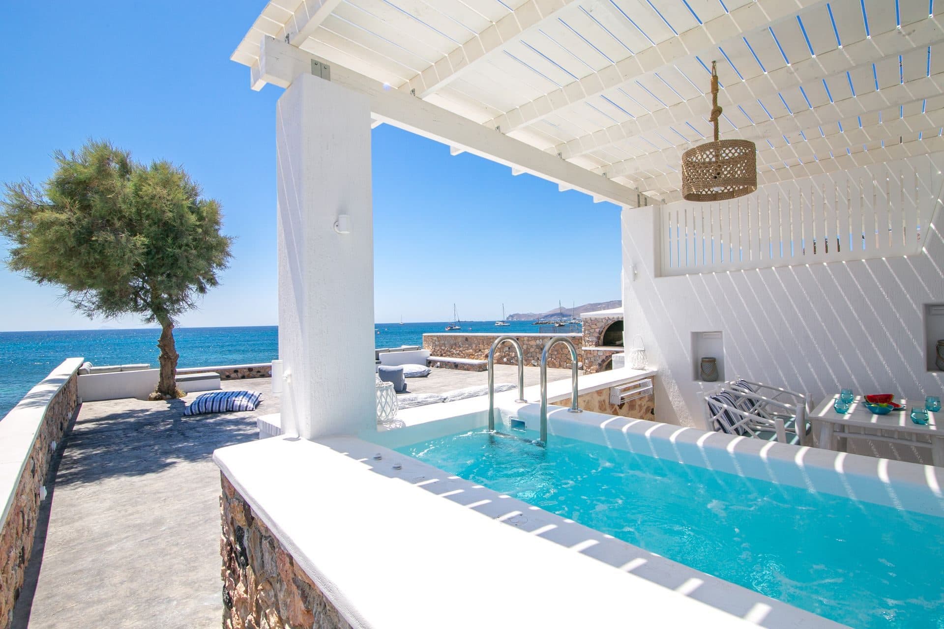 Luxury two-bedroom suite with private hot tub on the beachfront, Exomitis – photo 34 of 56