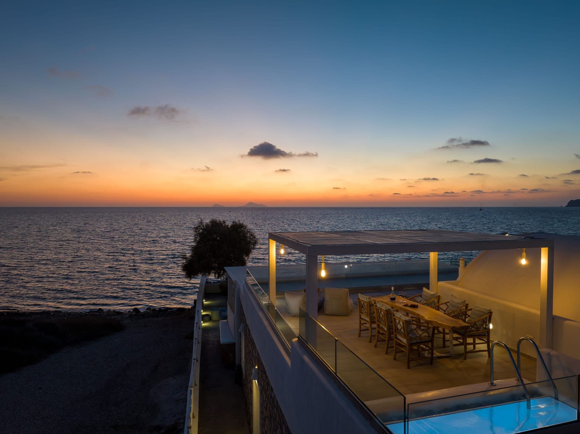 Executive Duplex Three Bedroom Villa with two hot tubs and beach front, Exomitis – photo 6 of 50